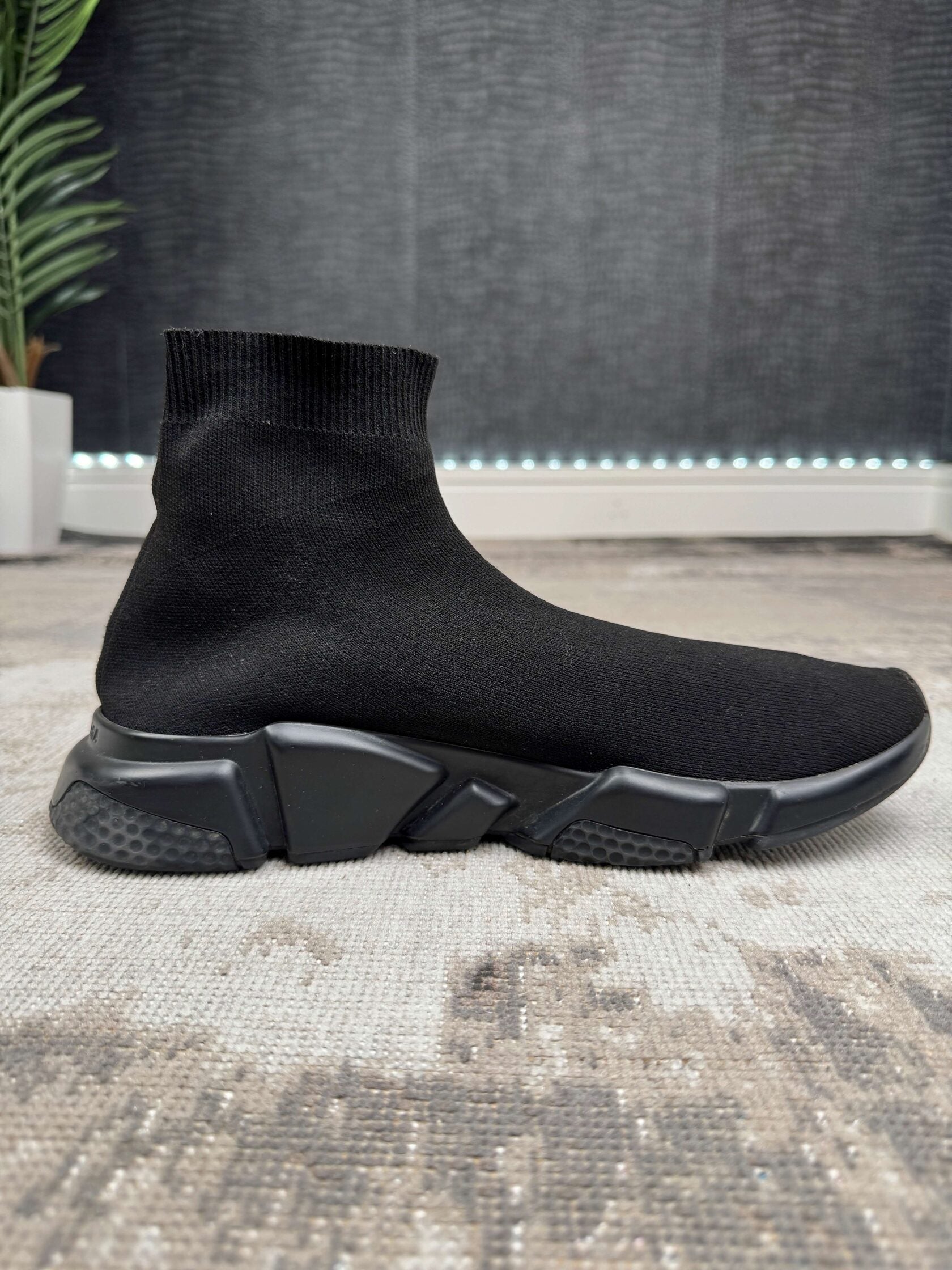 Balenciaga Graffiti Speed Trainer - Black Balenciaga