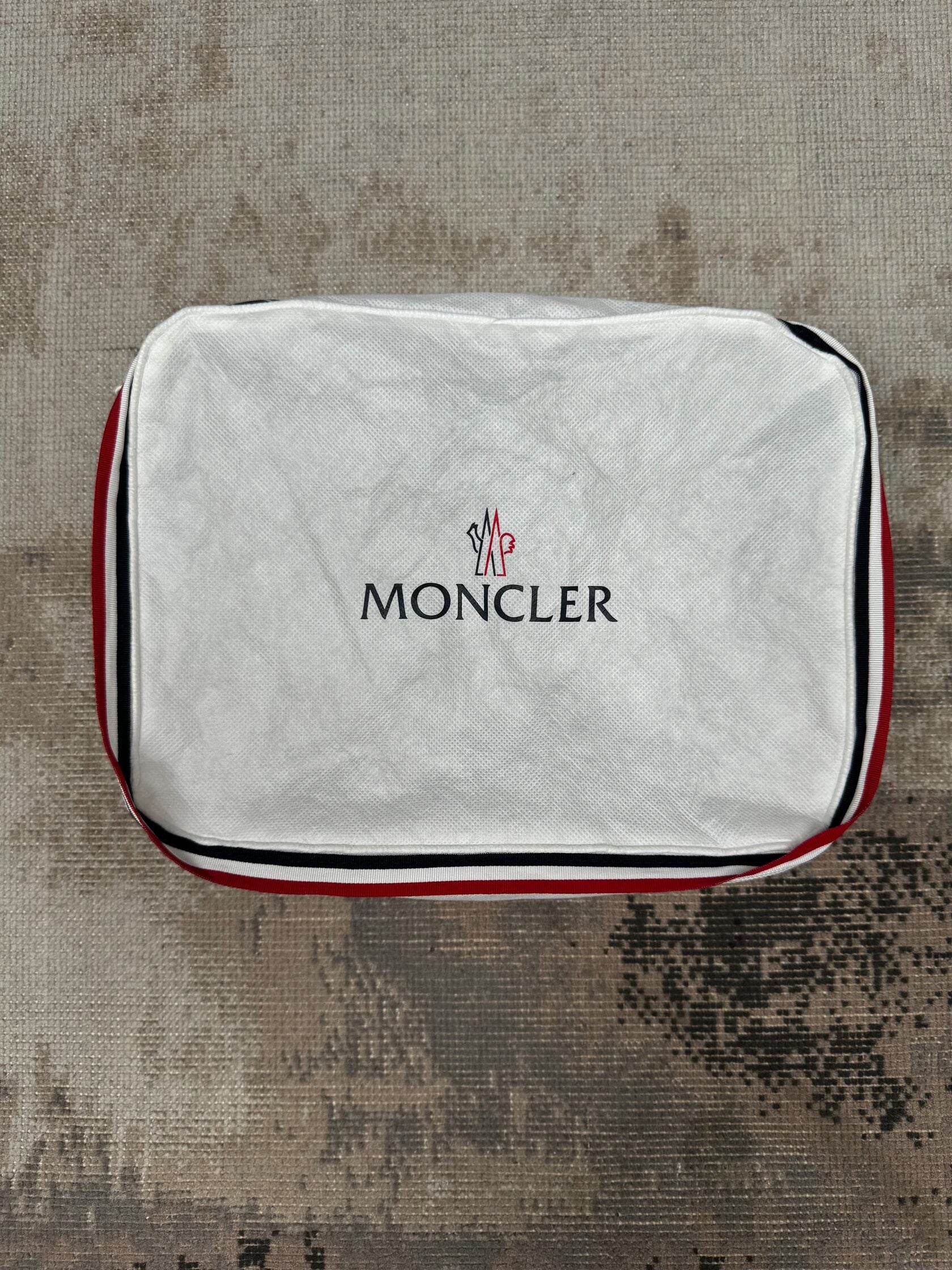 WOMENS - Moncler Cashmere / Wool Pom Pom Beanie - White Moncler
