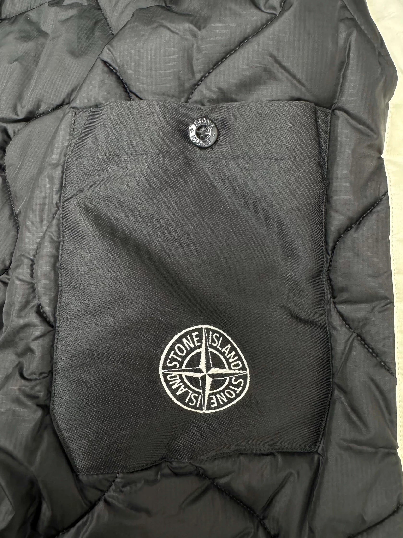 Stone Island Primaloft Quilted Patch Logo Coat - Beige Stone Island