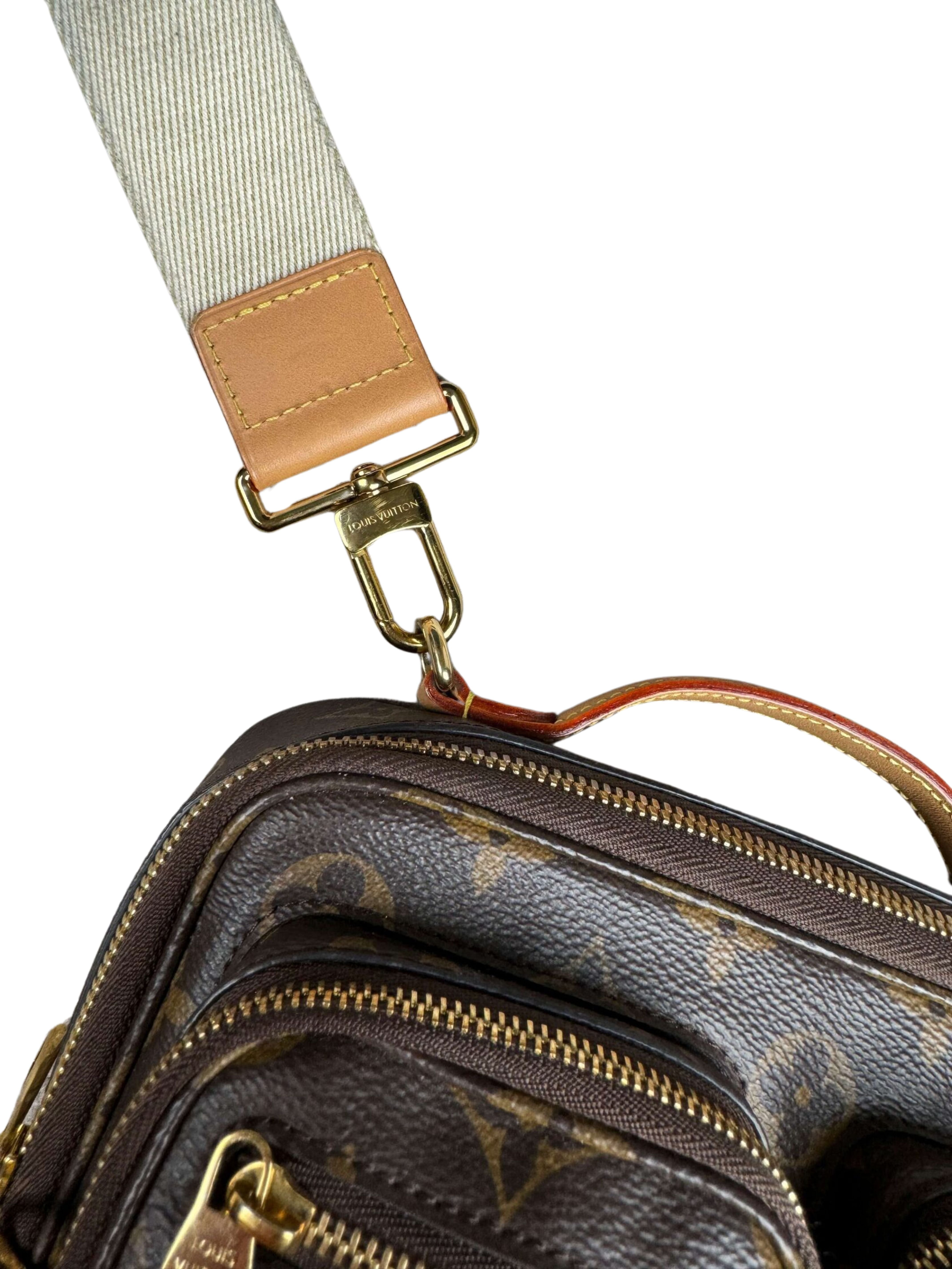 WOMEN'S - Louis Vuitton Utility Crossbody Bag