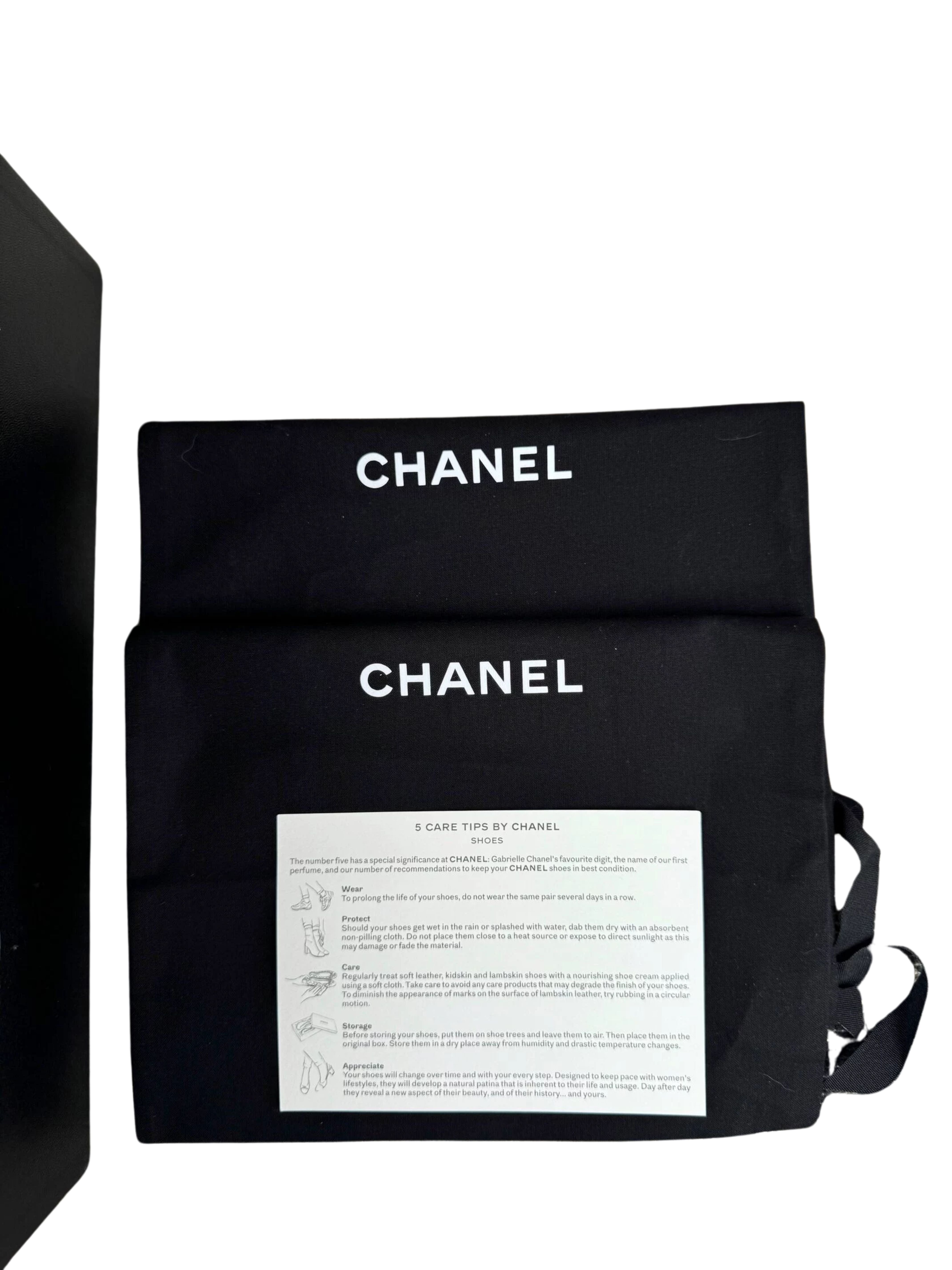 CHANEL CC Runners Reflective Trainer - White CHANEL