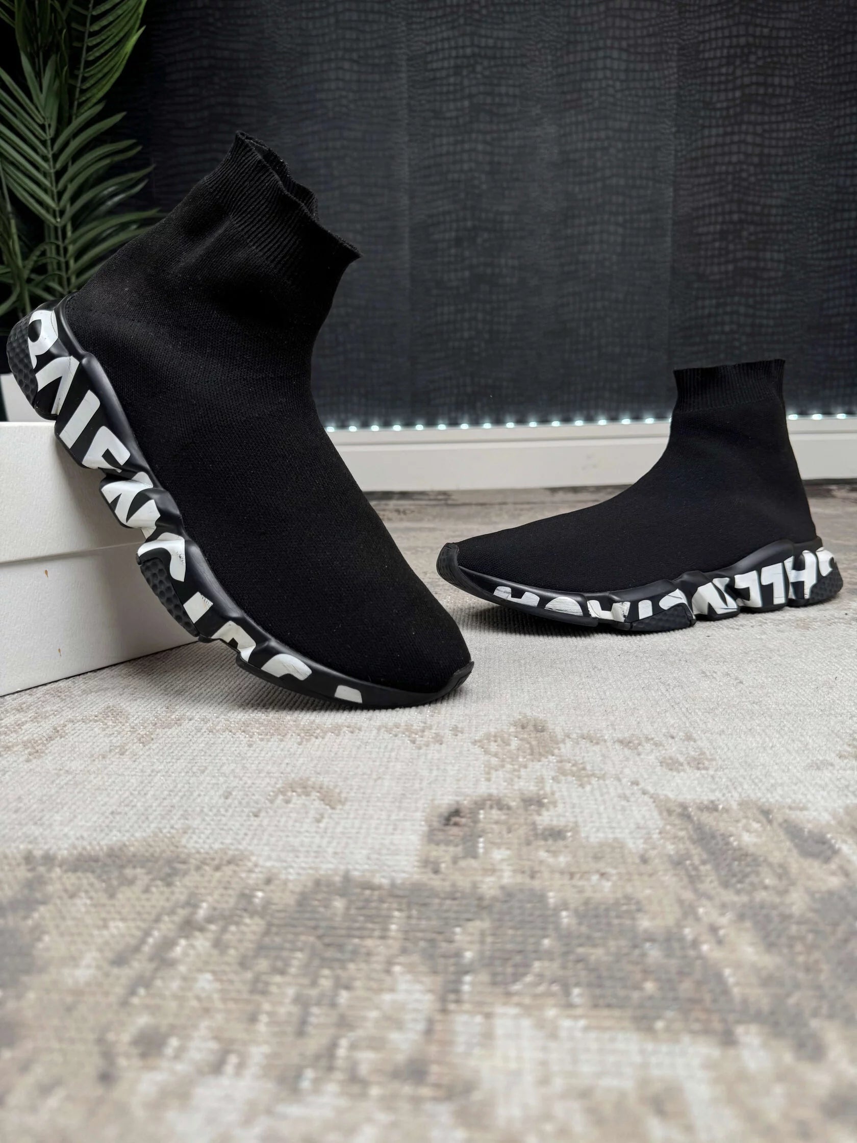 Balenciaga Graffiti Speed Trainer - Black Balenciaga