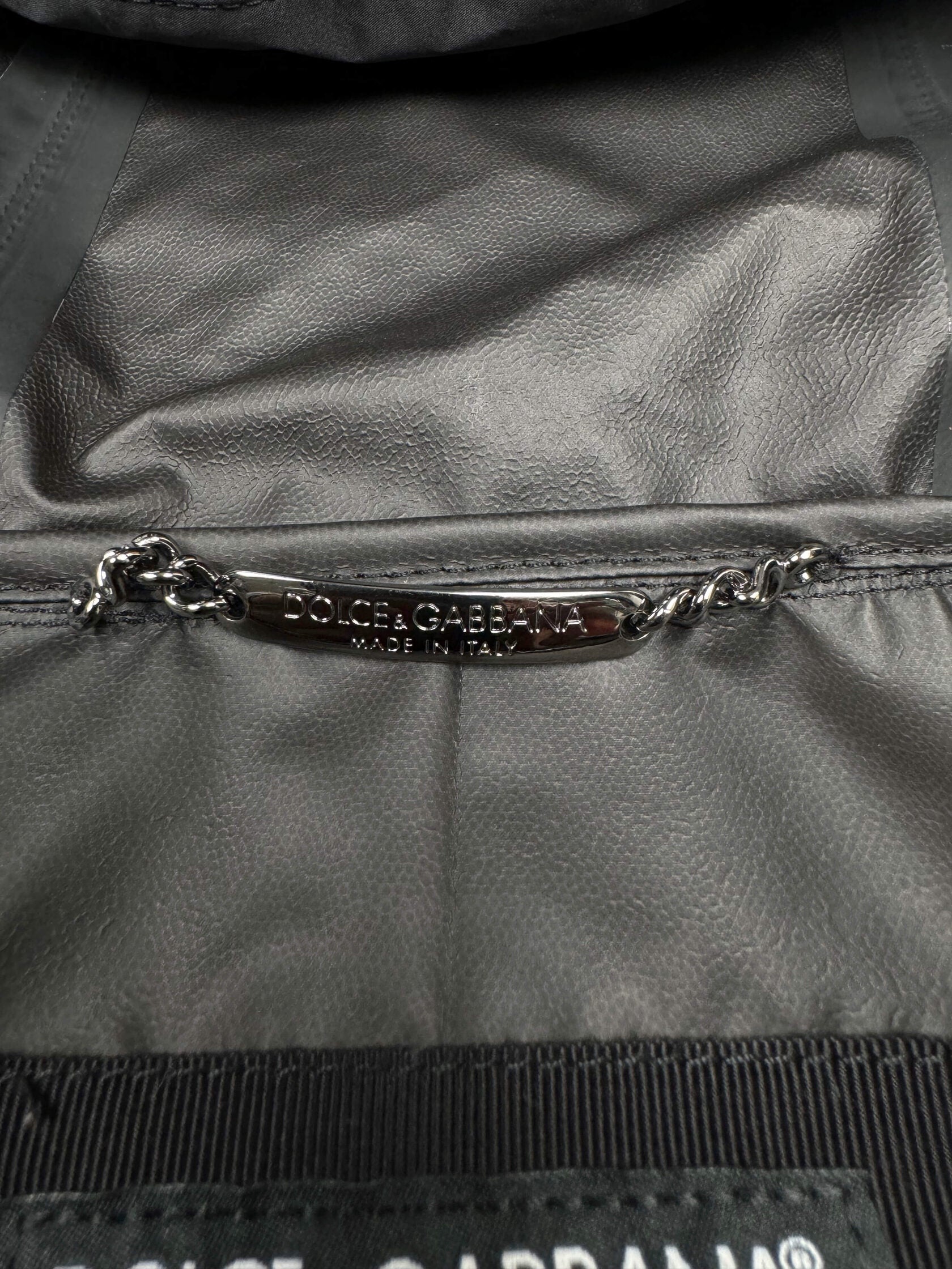 Dolce & Gabbana Plaque Rain Jacket - Black Dolce & Gabbana