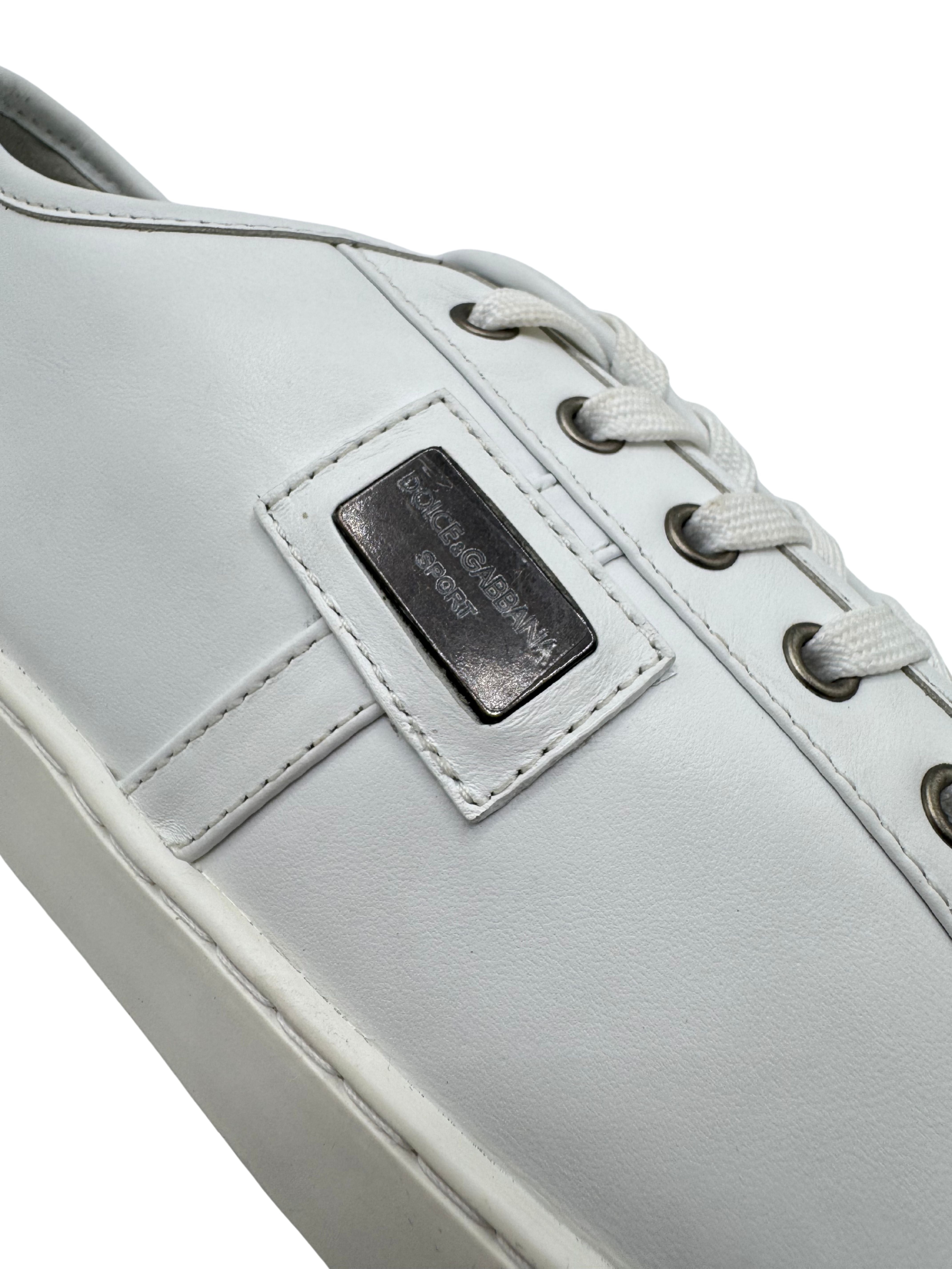 Dolce & Gabbana Plaque Logo Trainers - White