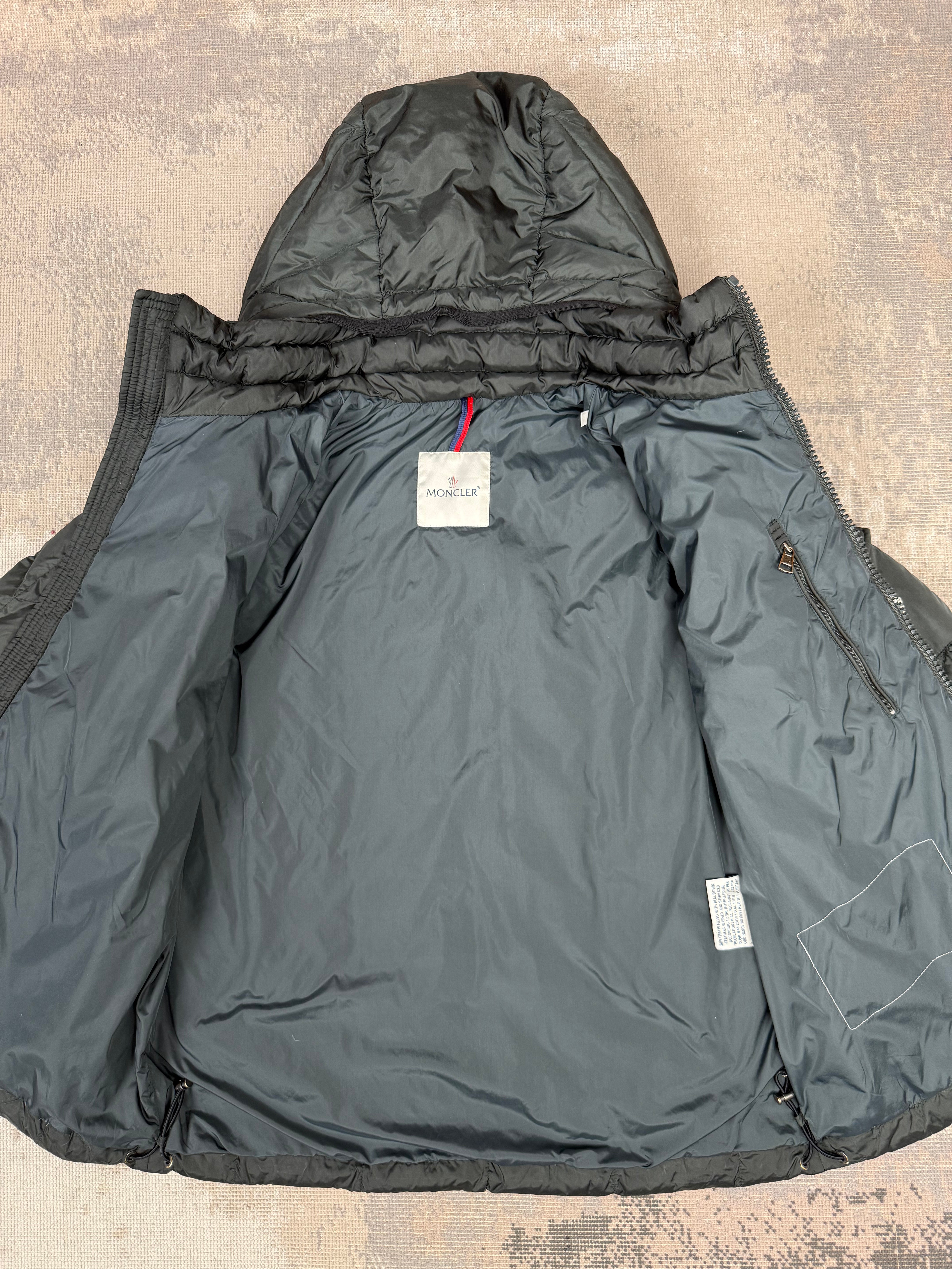 Moncler Berriat Down Jacket - Khaki Moncler
