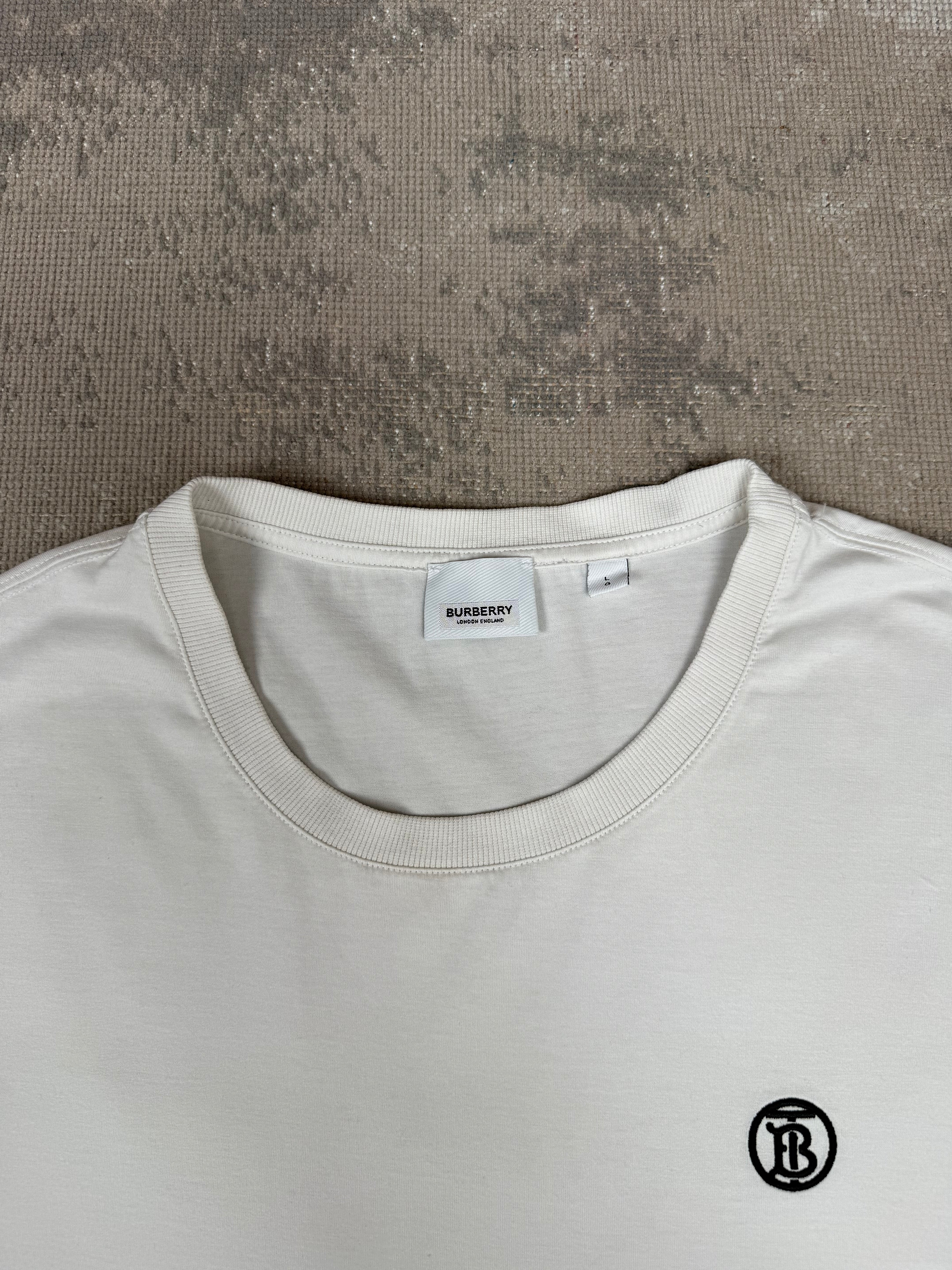 Burberry Logo T-Shirt - White Burberry