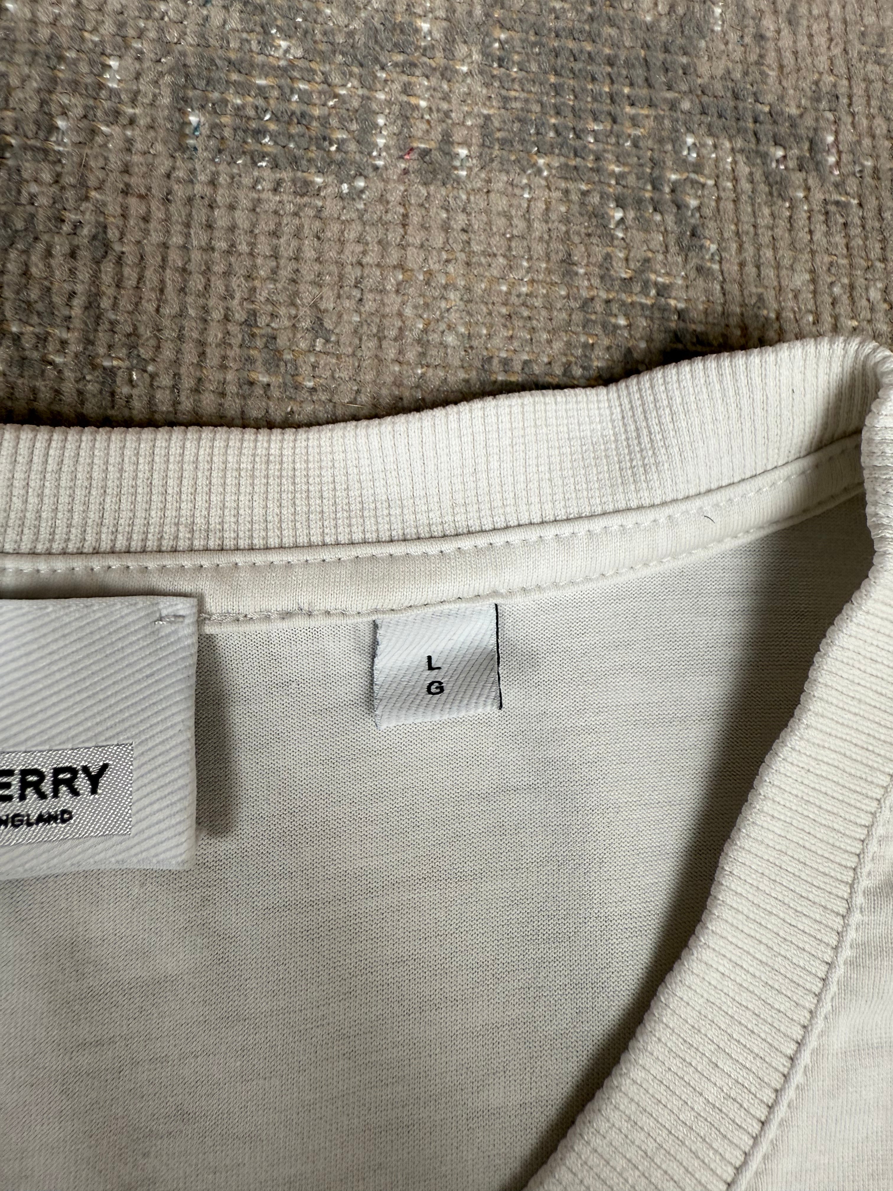 Burberry Logo T-Shirt - White Burberry