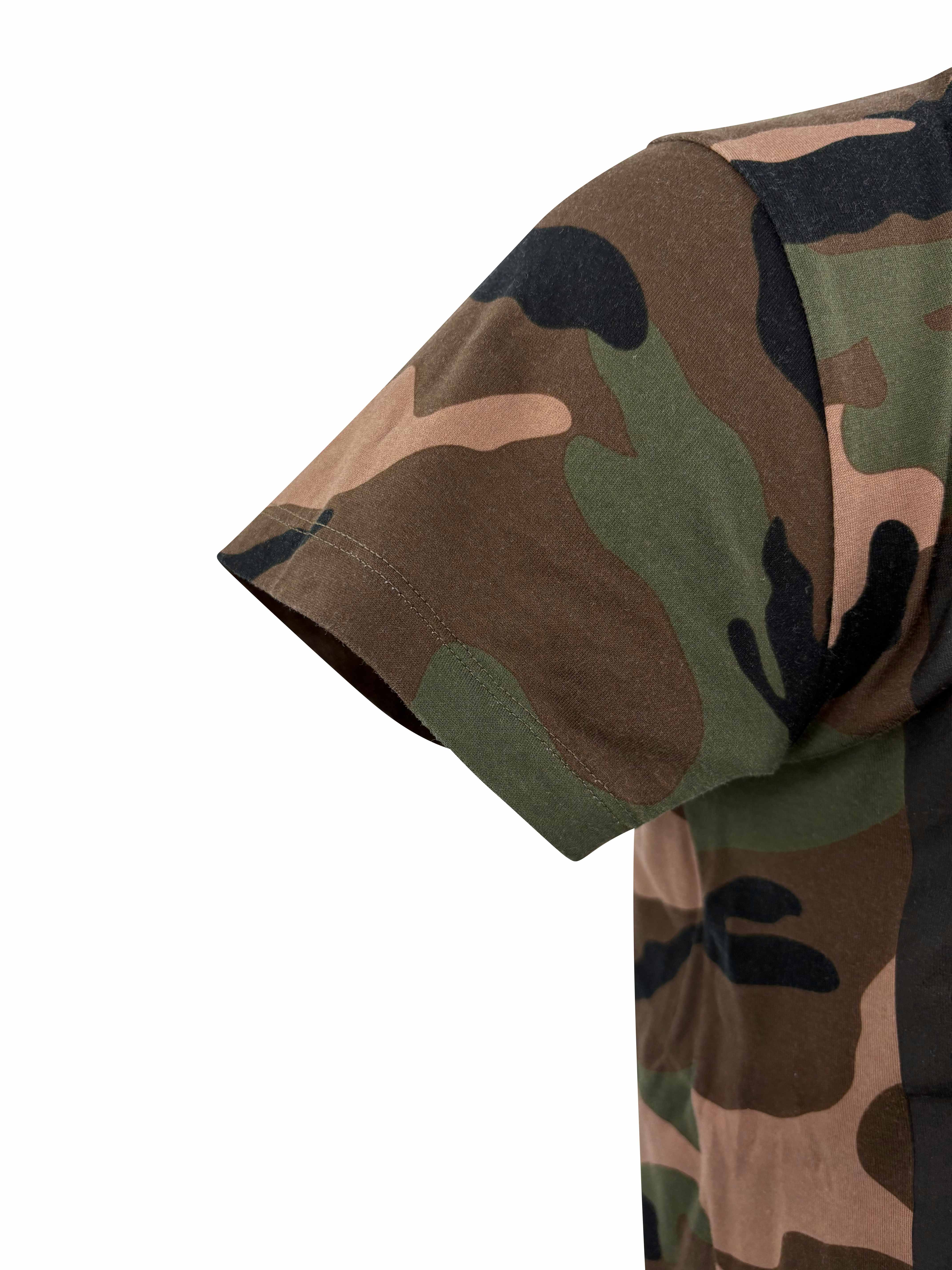 Valentino Camo T-Shirt With V Print - Camo Valentino