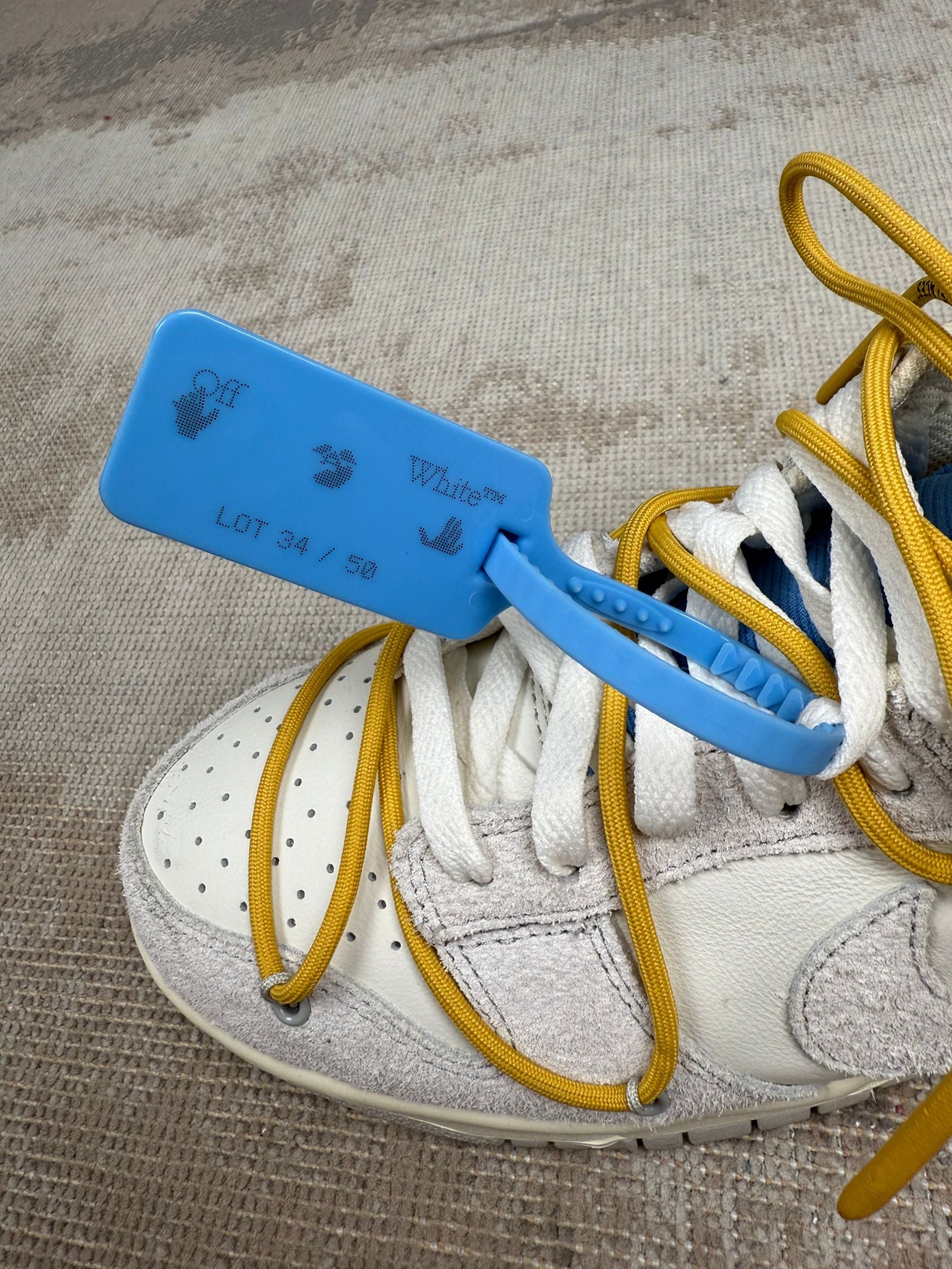 Off-White x Nike Dunk Lot 34 of 50 Trainers Off-White