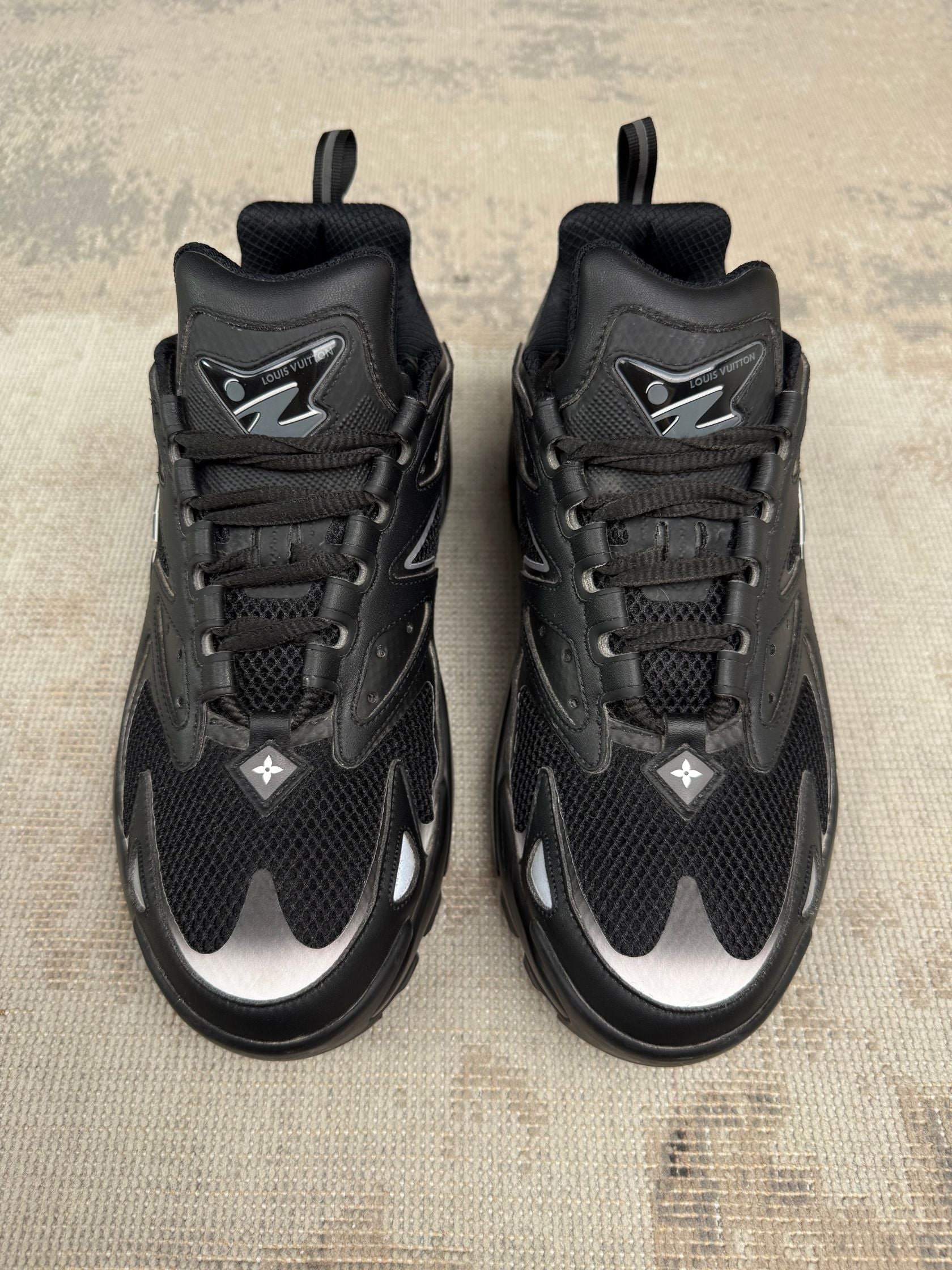 Louis Vuitton LV Runner Tatic Trainers - Black Louis Vuitton