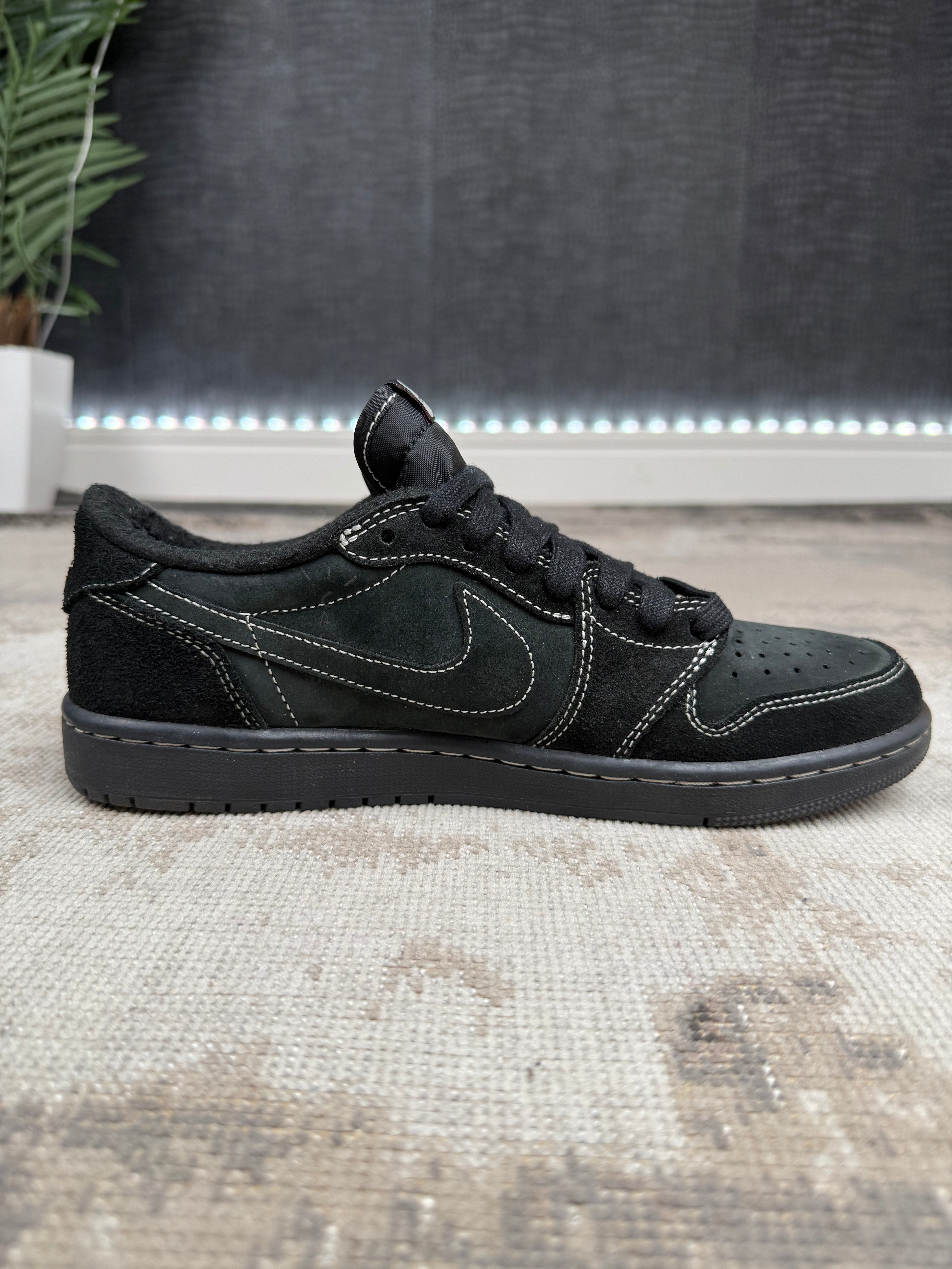 Nike Jordan 1 Retro Low OG SP Travis Scott Black Phantom Nike