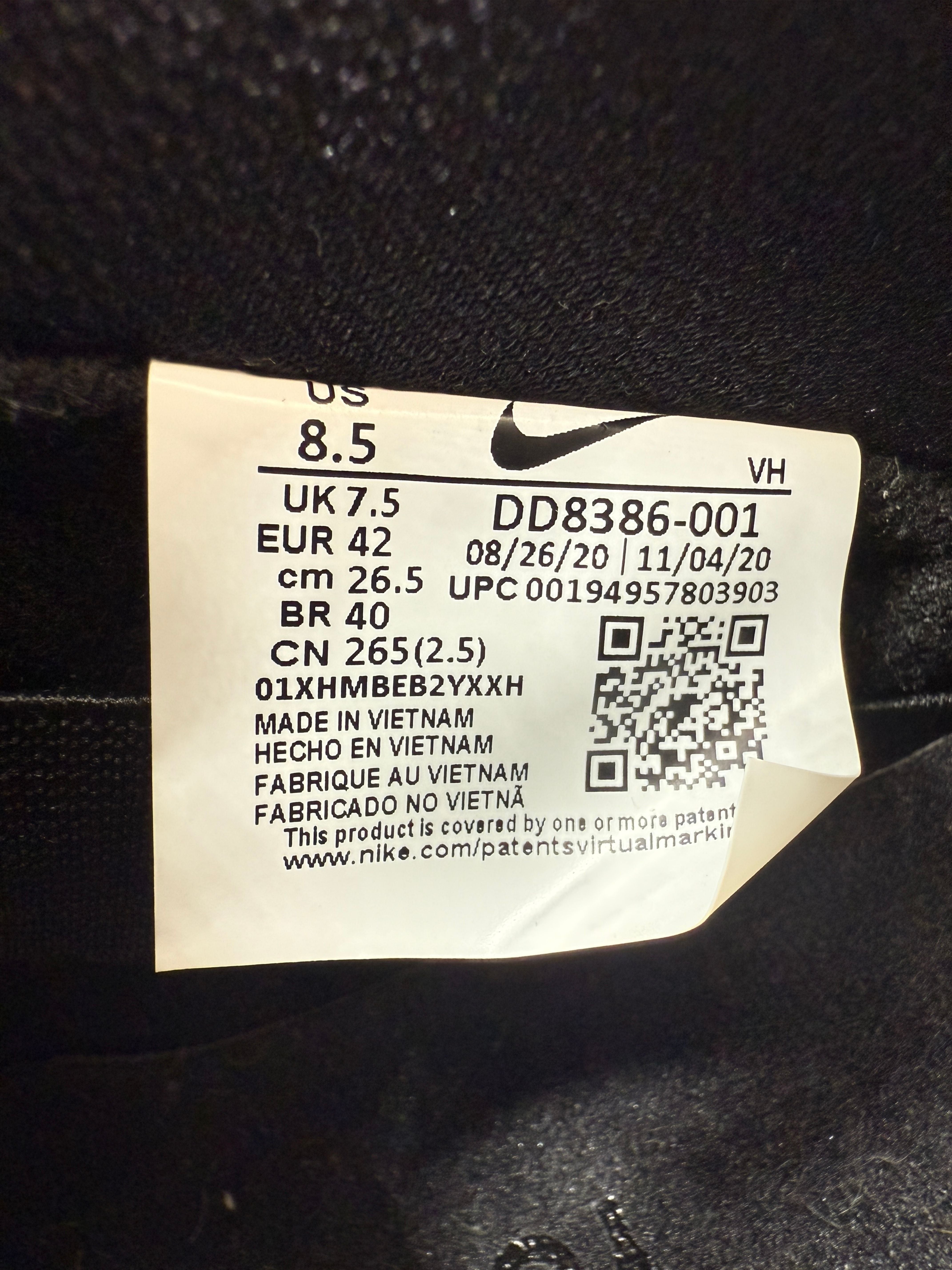 Nike SB Dunk Low x Verdy 'Wasted Youth' - Black Nike