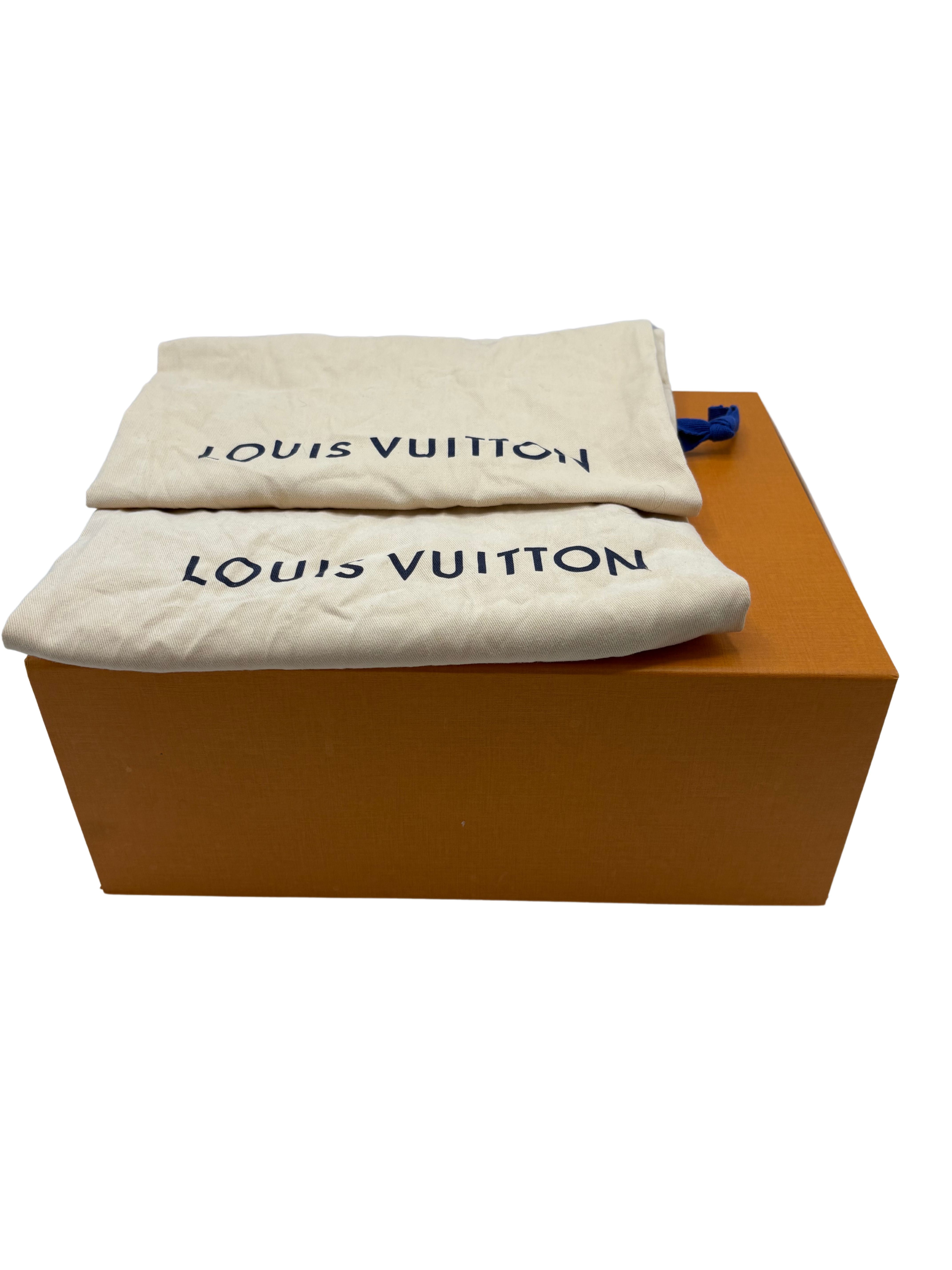 Louis Vuitton Run Away - Black Louis Vuitton
