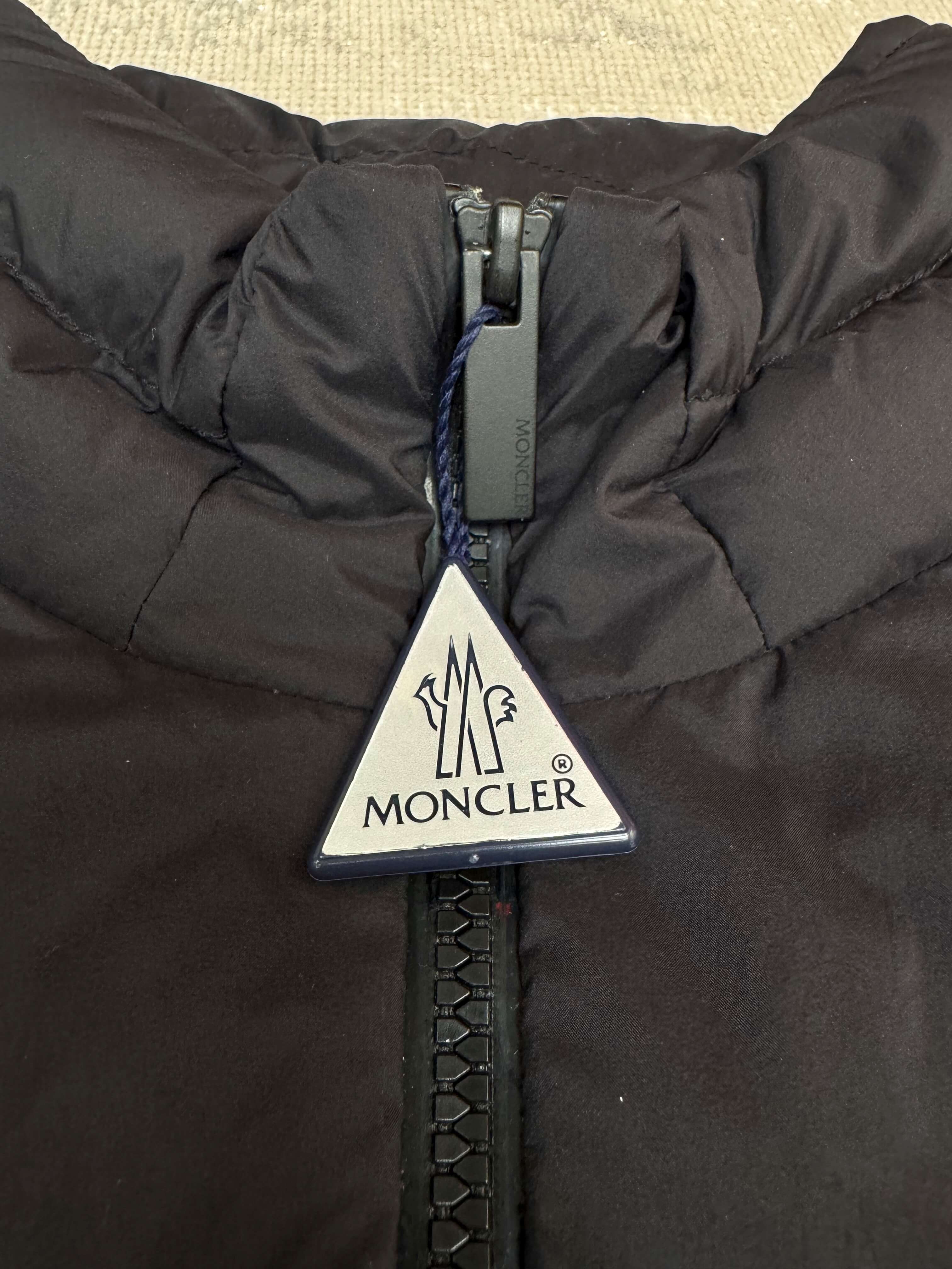 Moncler Koror Gilet - Black Moncler