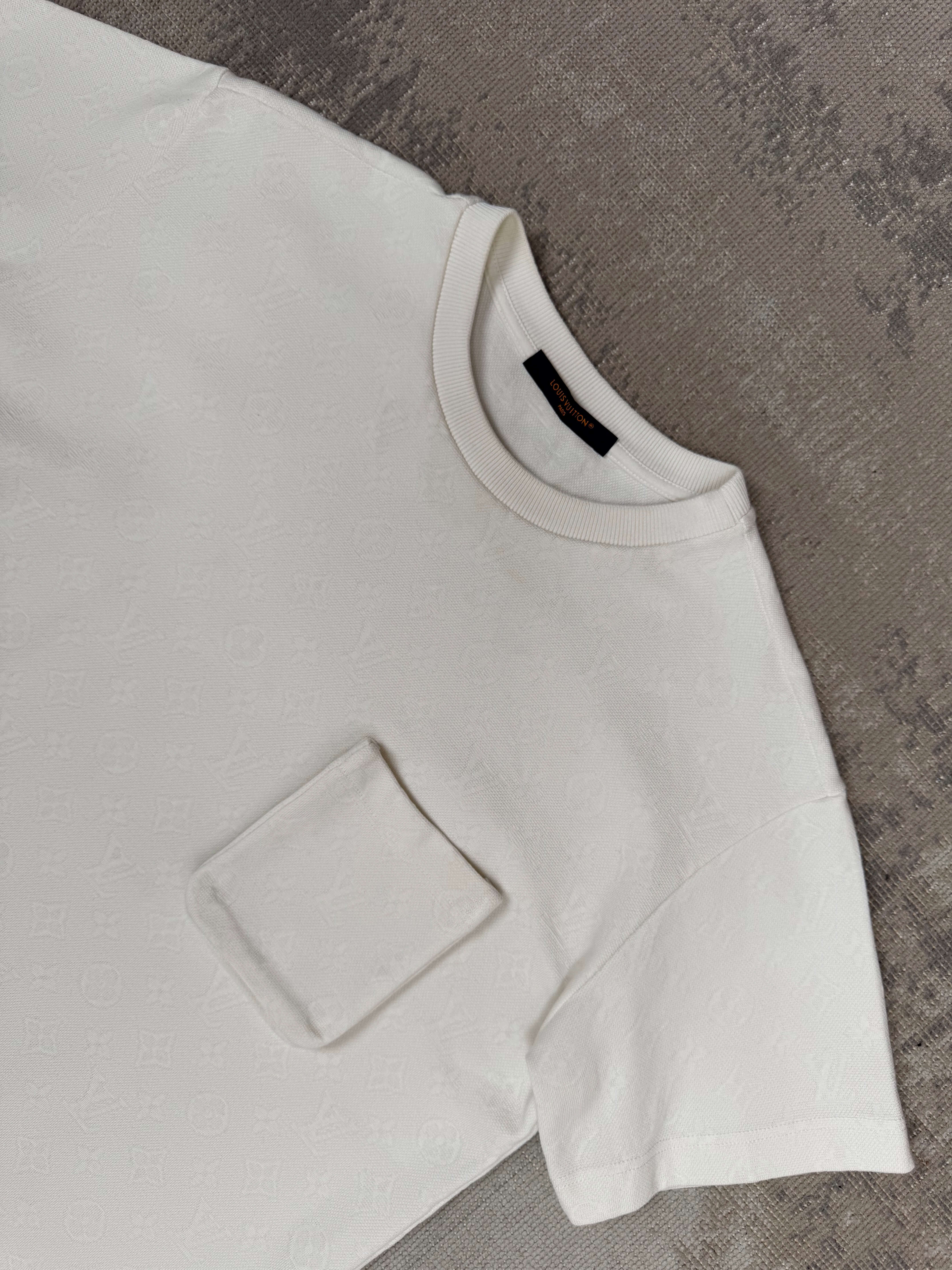Louis Vuitton Signature 3D Pocket Monogram T-Shirt Louis Vuitton