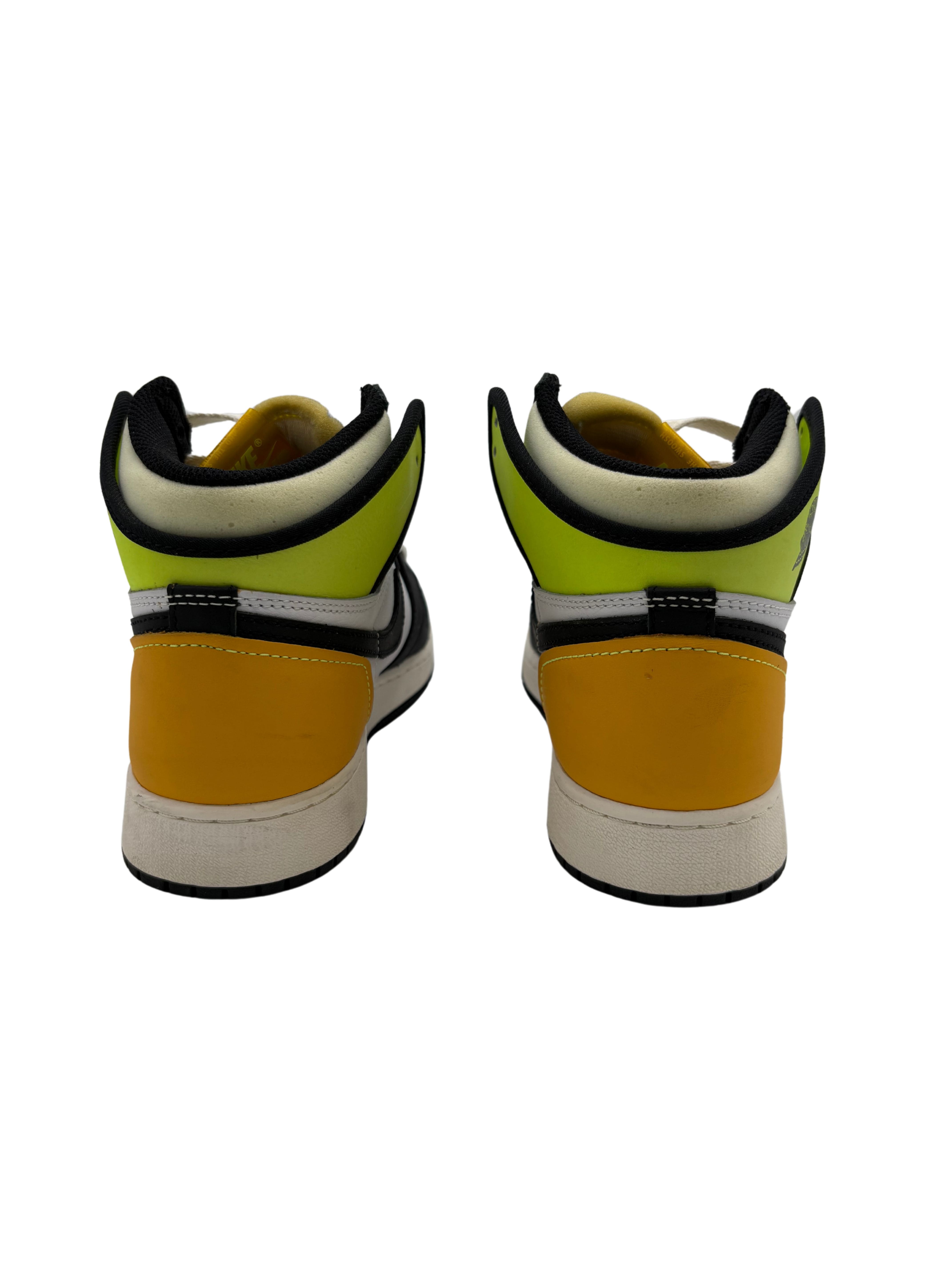 Air Jordan 1 Retro High OG "Volt Gold"