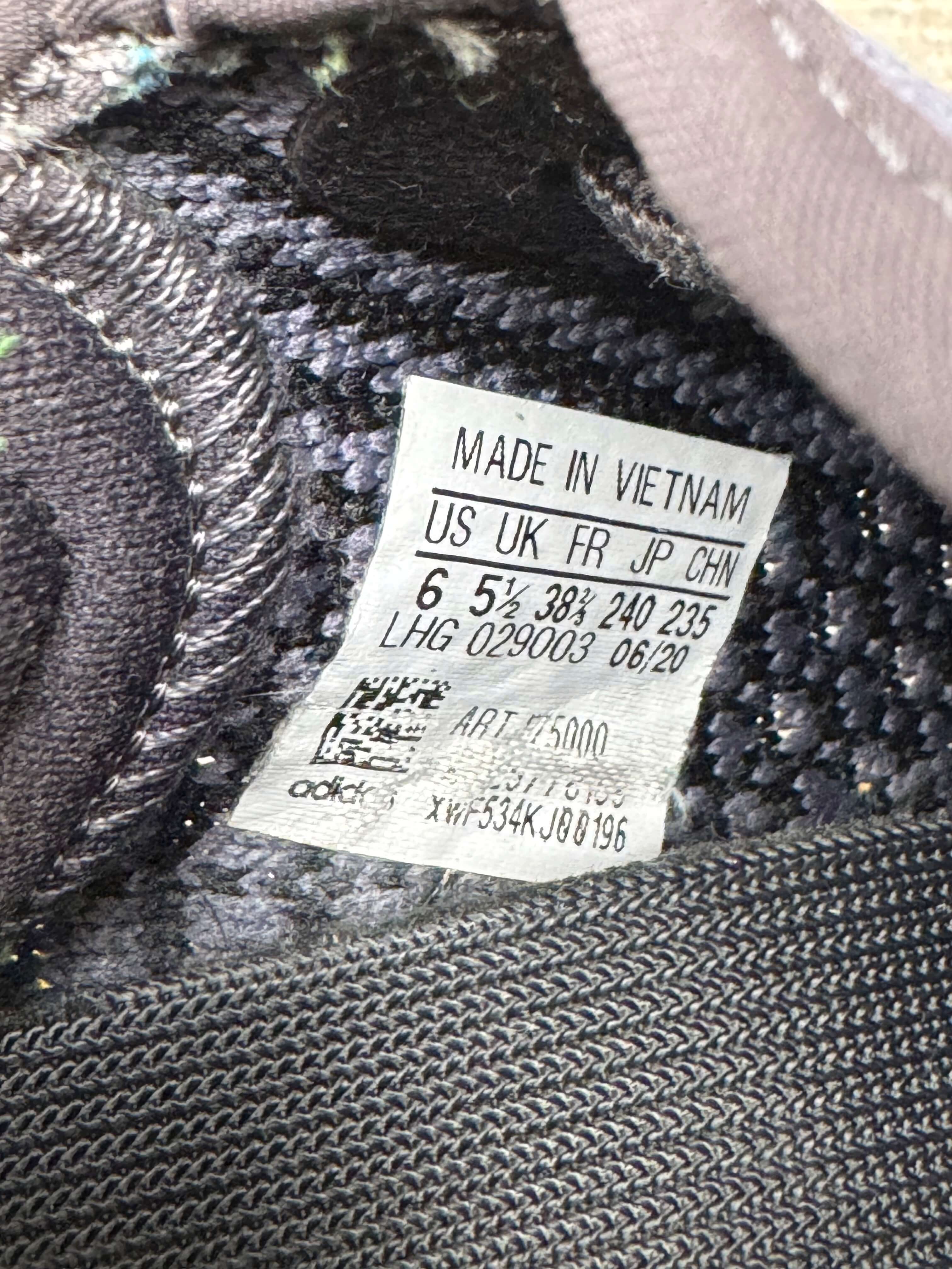 WOMENS - Yeezy 350 V2 Carbon Trainers Yeezy