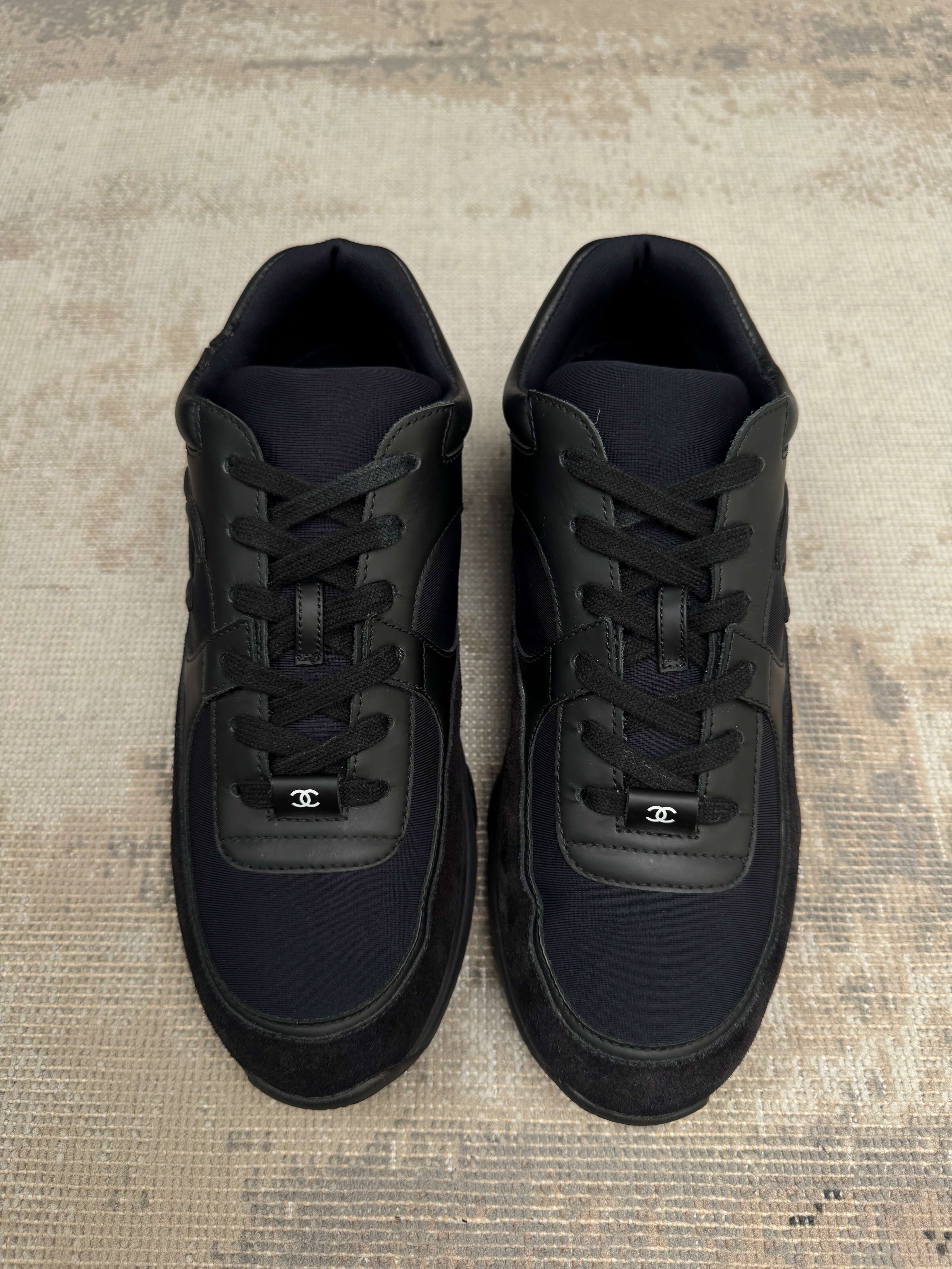 Chanel CC Runner - Black Chanel