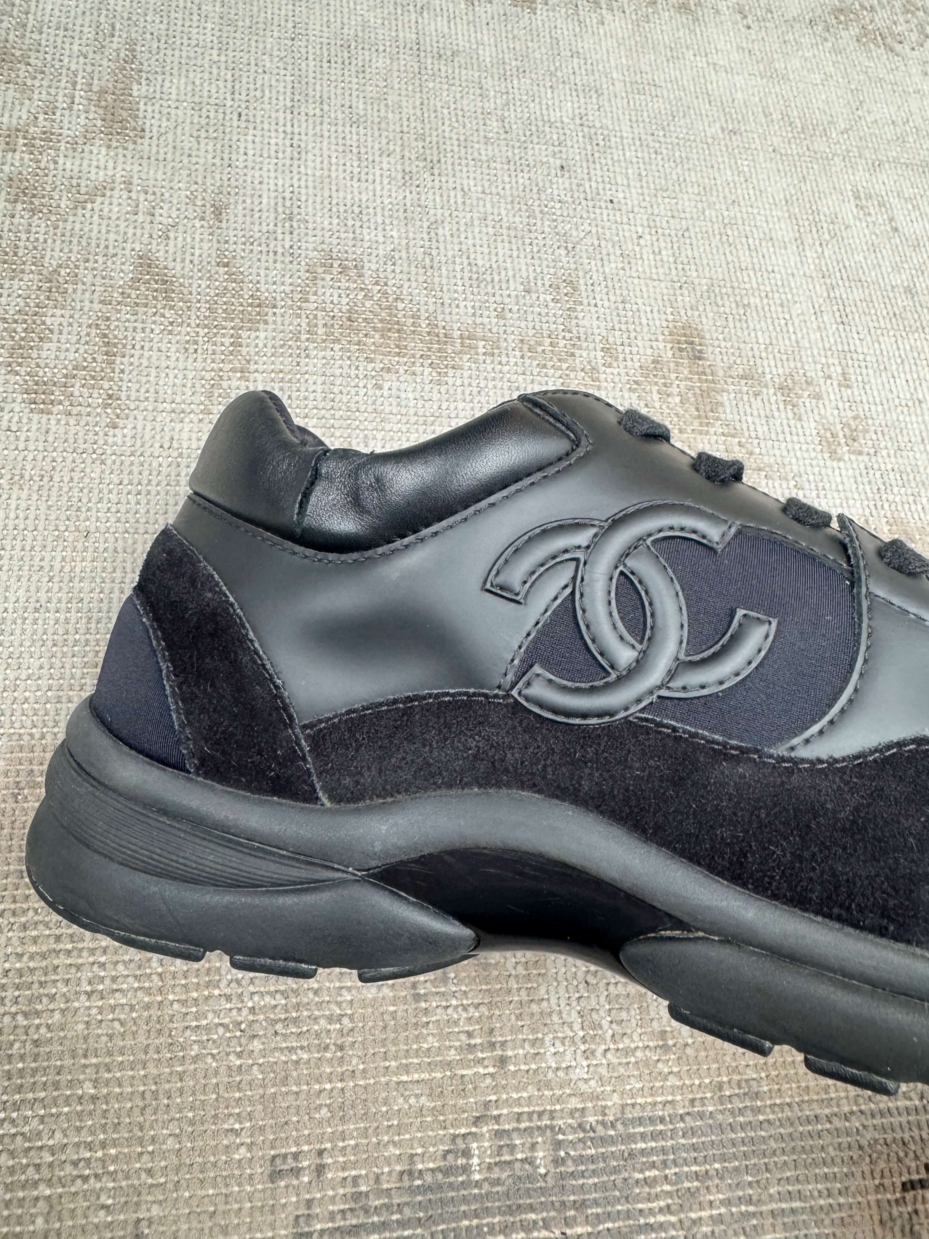 Chanel CC Runner - Black Chanel