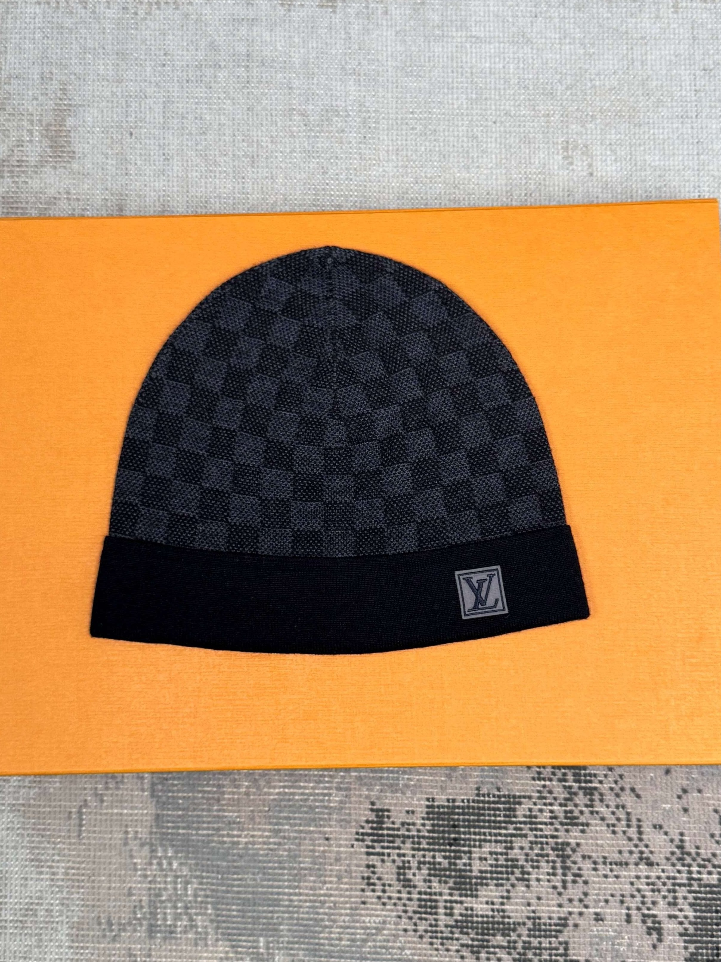 Louis Vuitton Néo Petit Damier Beanie - Black Louis Vuitton