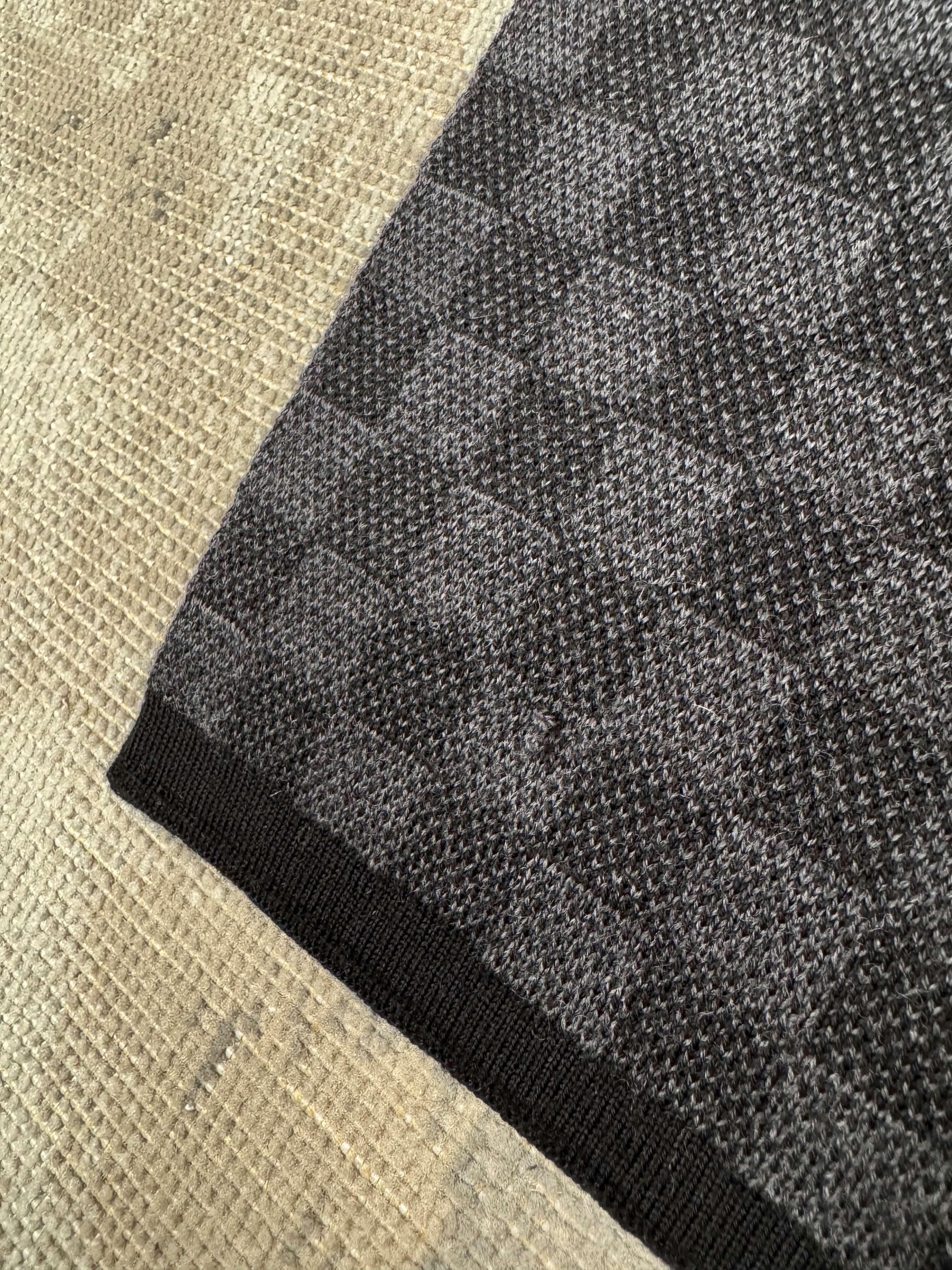 Louis Vuitton Néo Petit Damier Scarf - Black