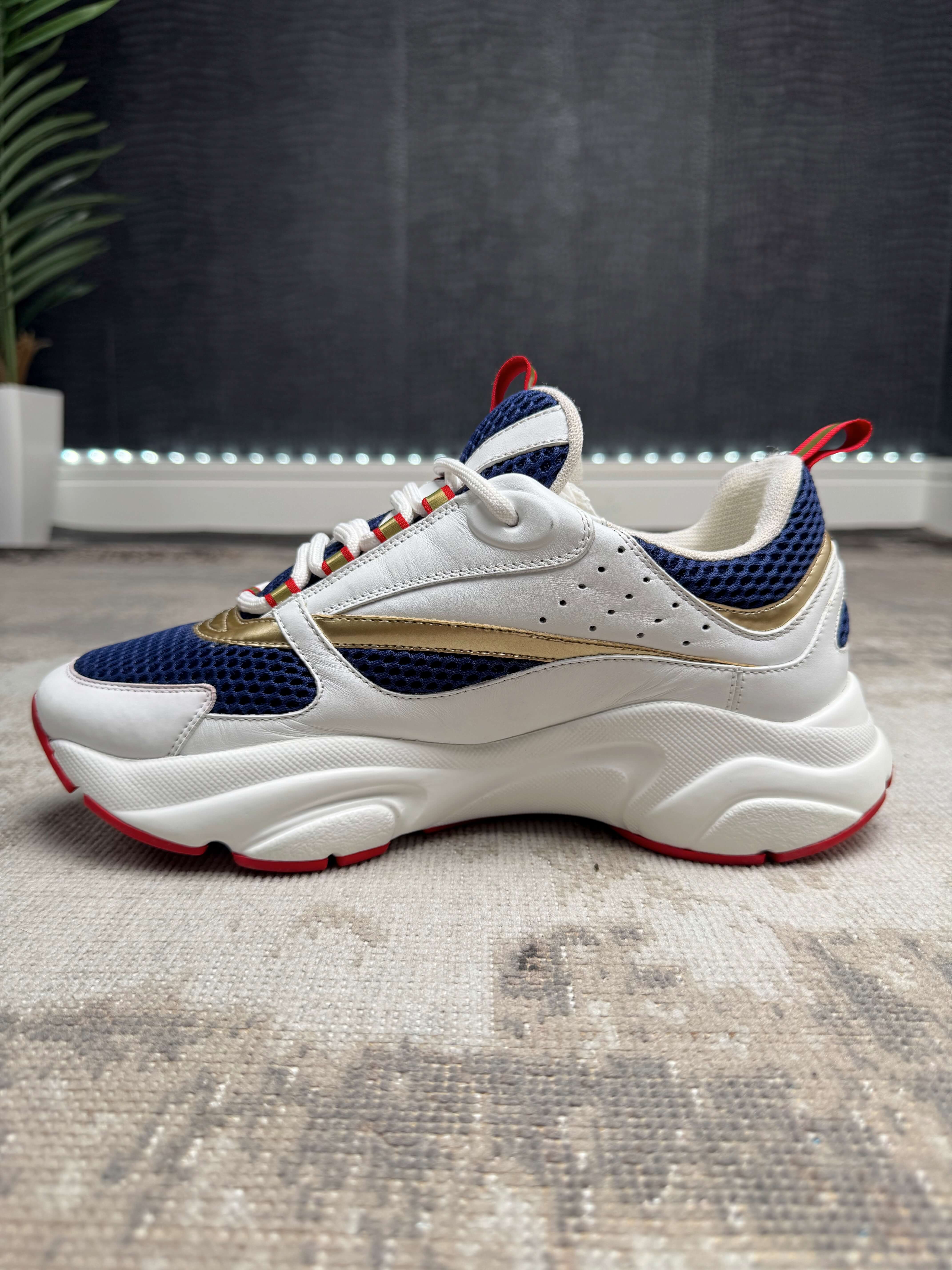 Dior B22 Trainer - White / Blue Dior