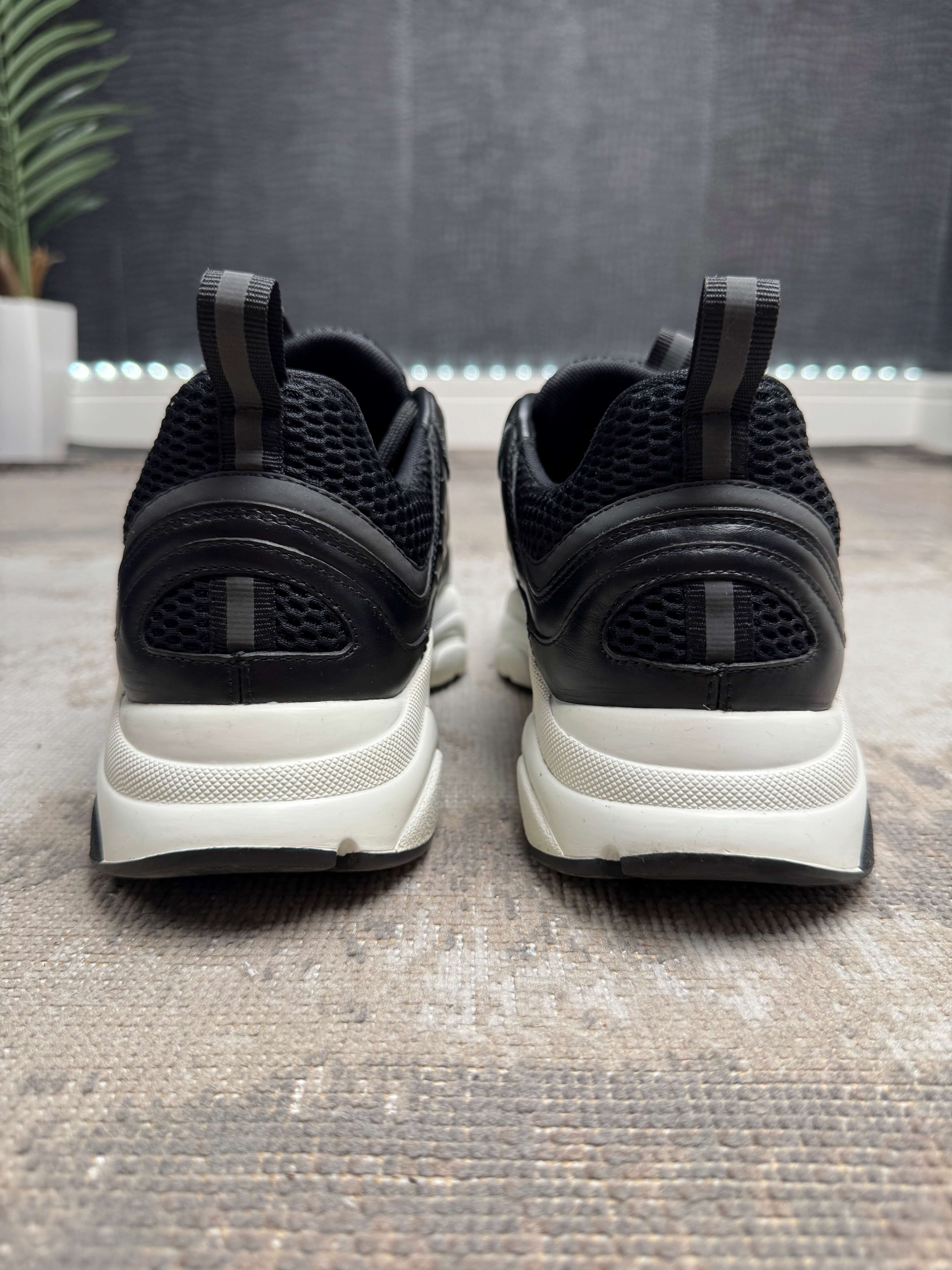 Dior B22 Trainer - Black Dior
