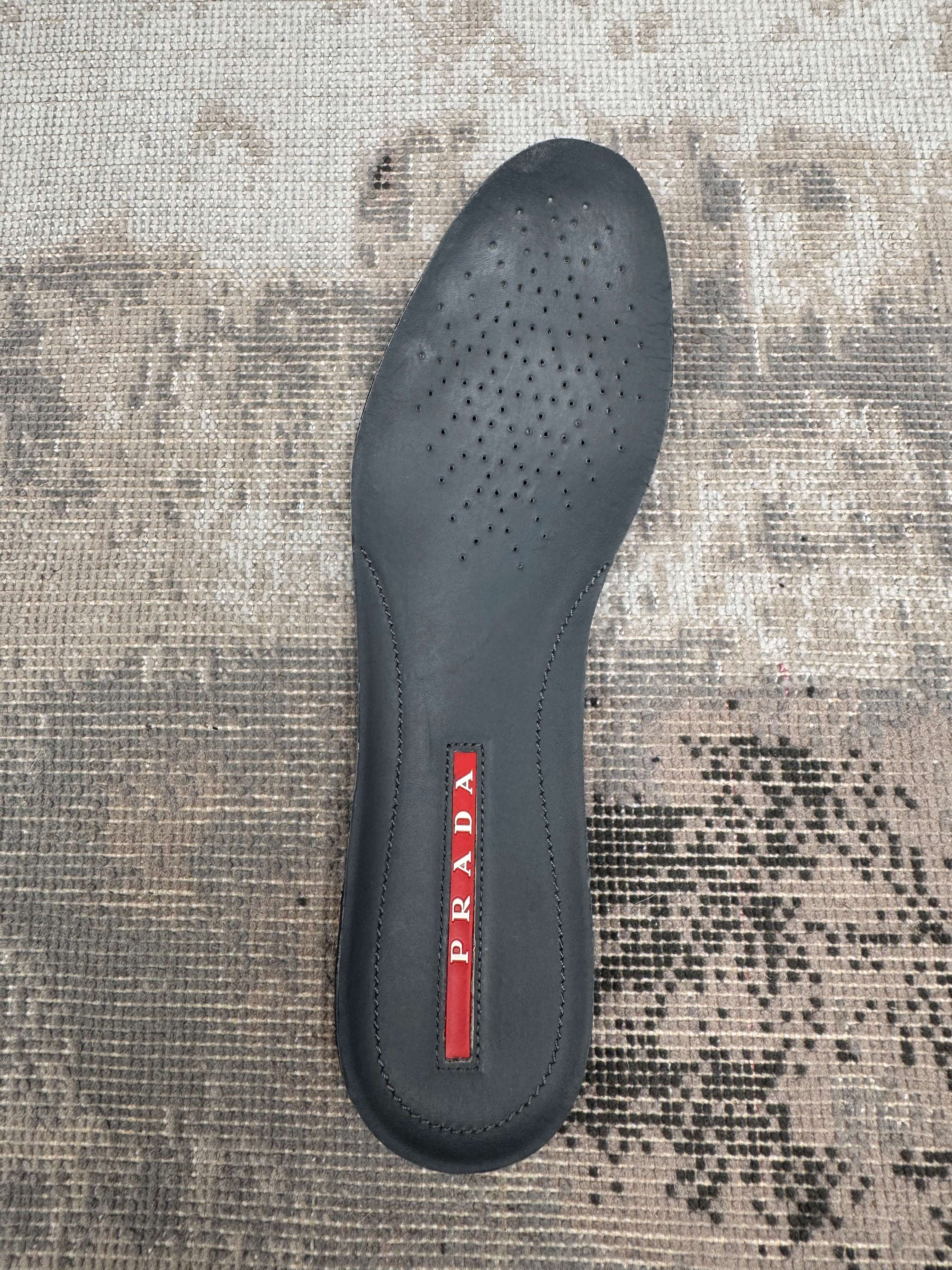 Prada Runners Trainers - Red Prada
