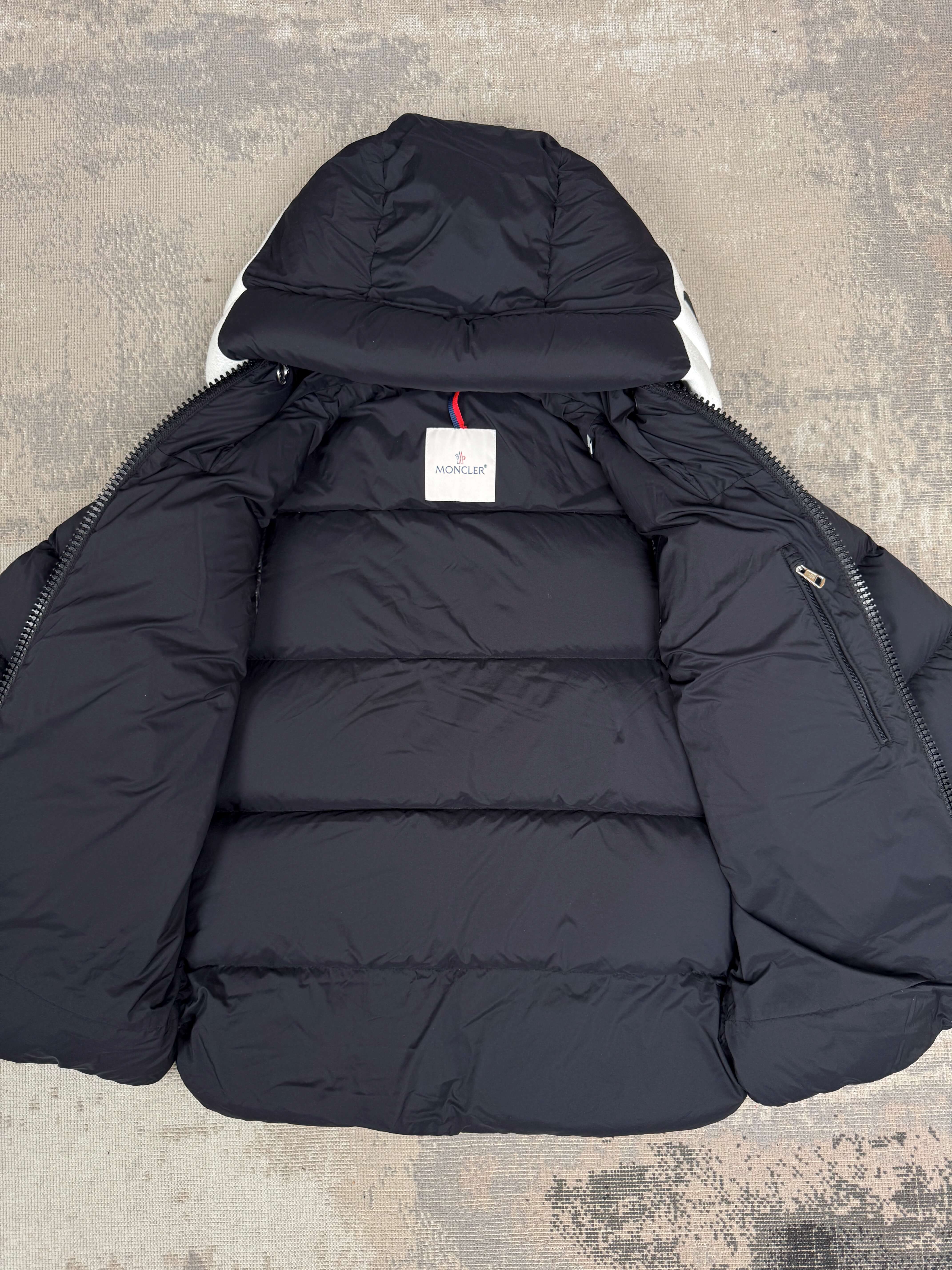 Moncler Odart Coat - Navy Moncler