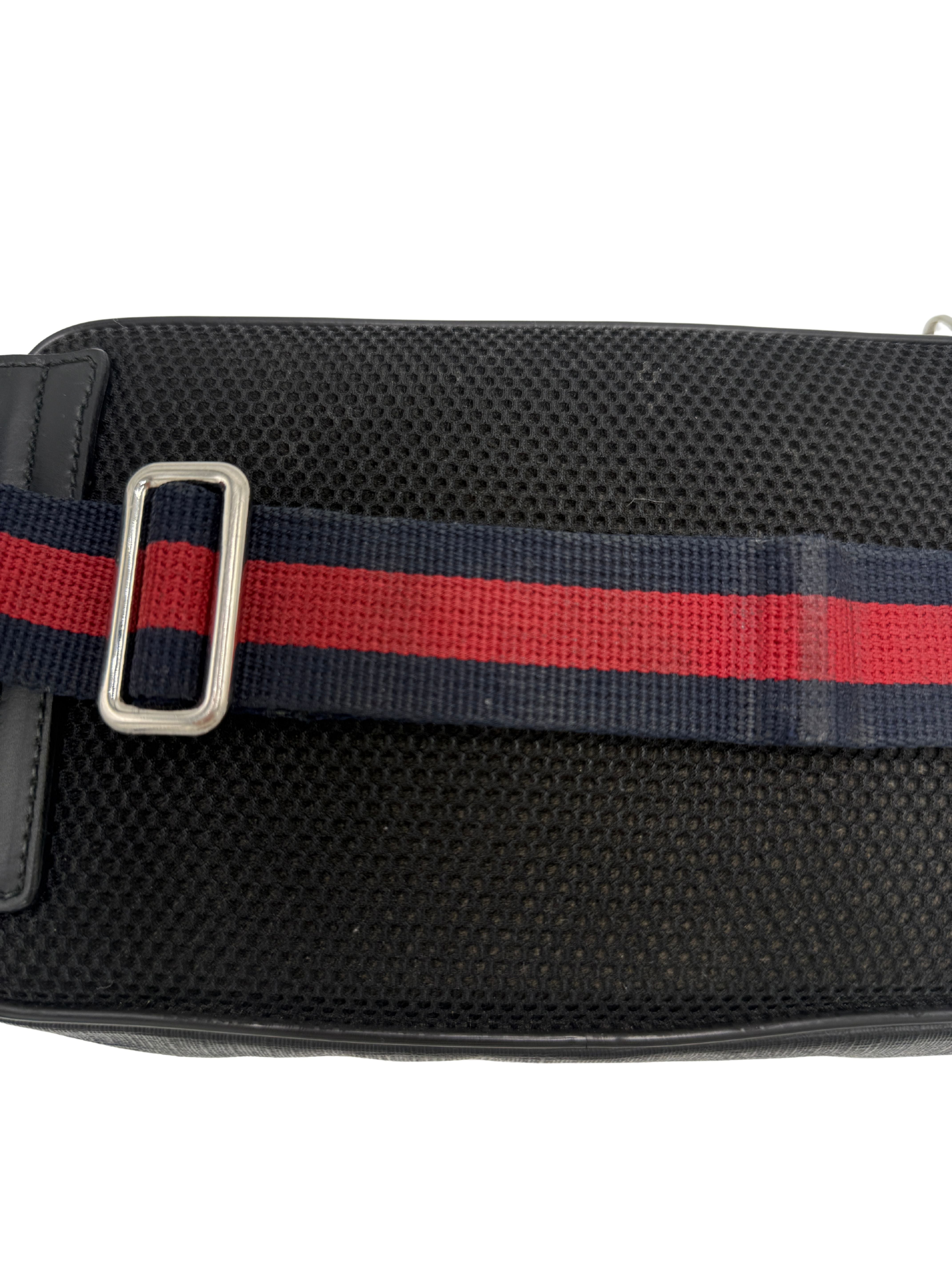 Gucci GG Supreme Shoulder / Waist Bag - Grey