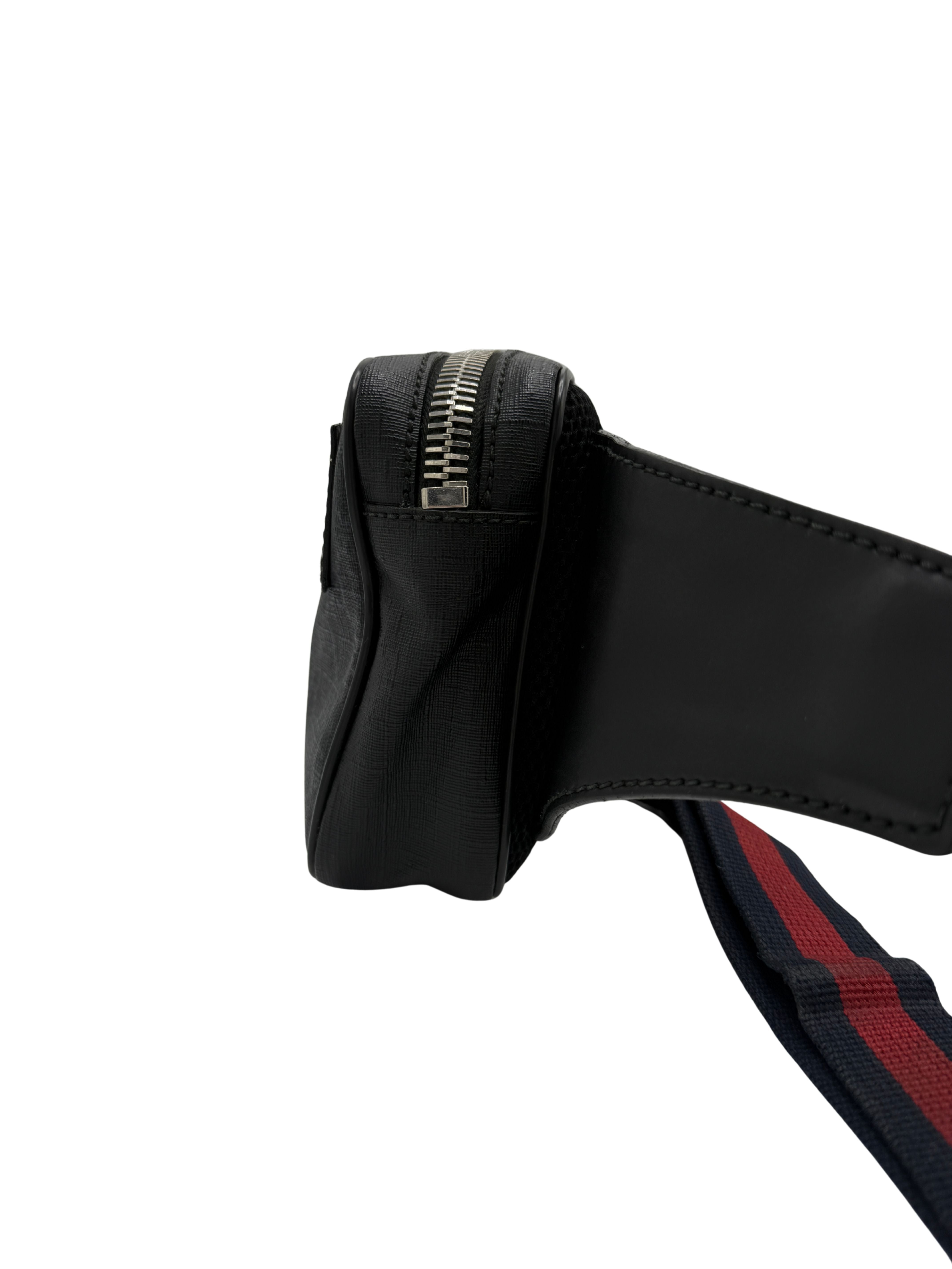 Gucci GG Supreme Shoulder / Waist Bag - Grey