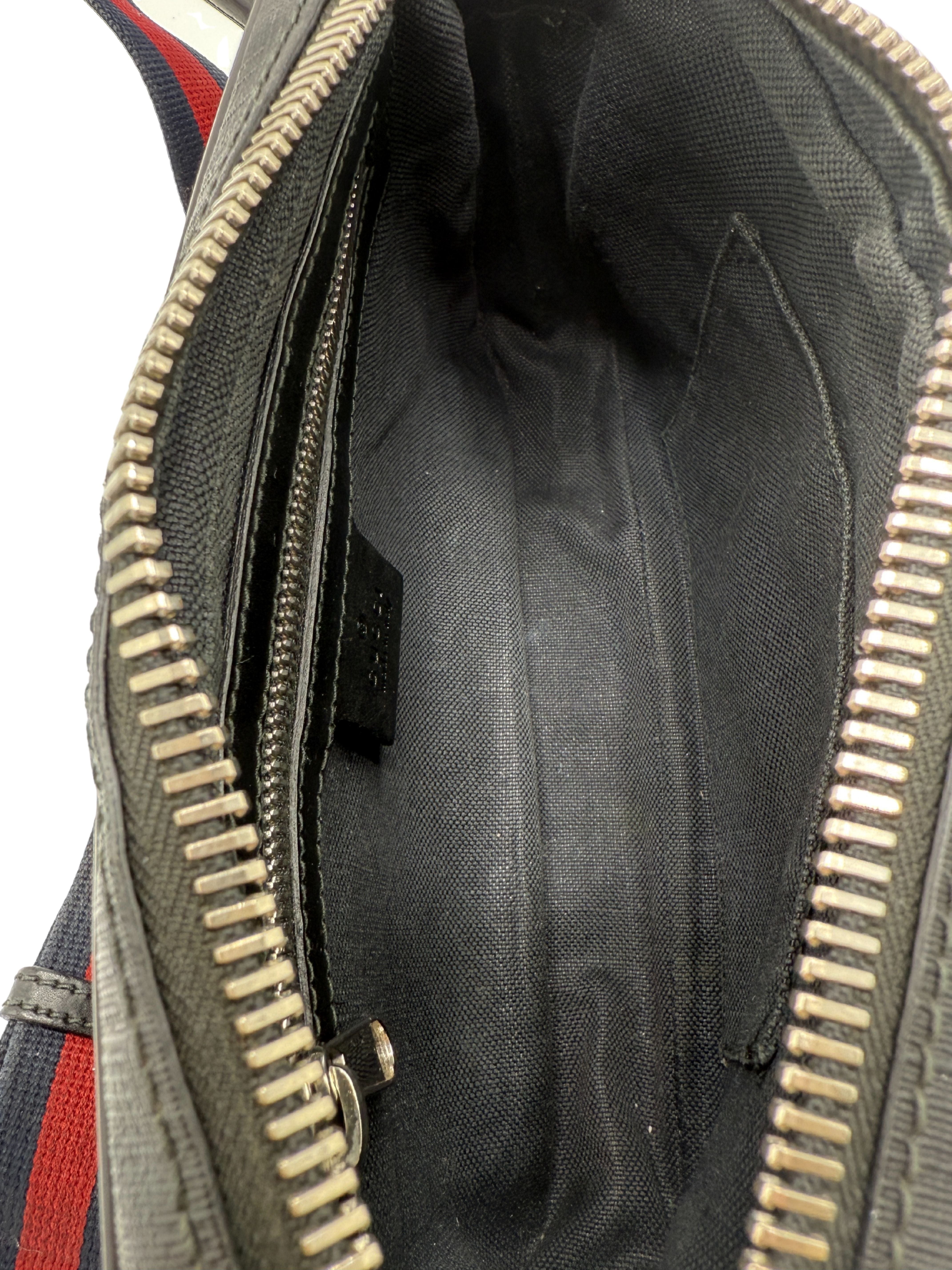 Gucci GG Supreme Shoulder / Waist Bag - Grey