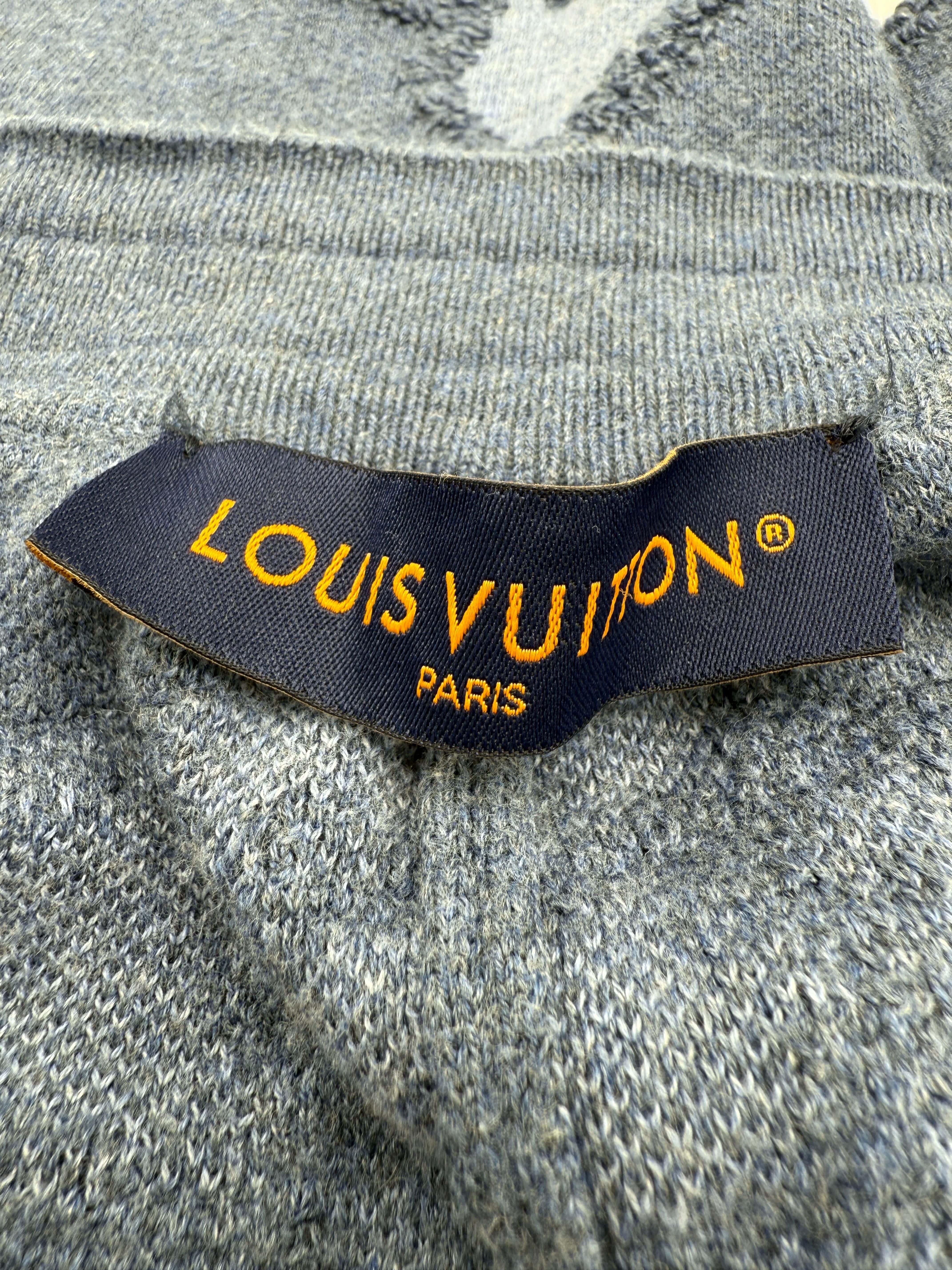 Louis Vuitton Textured Cotton Knit Shorts - Blue