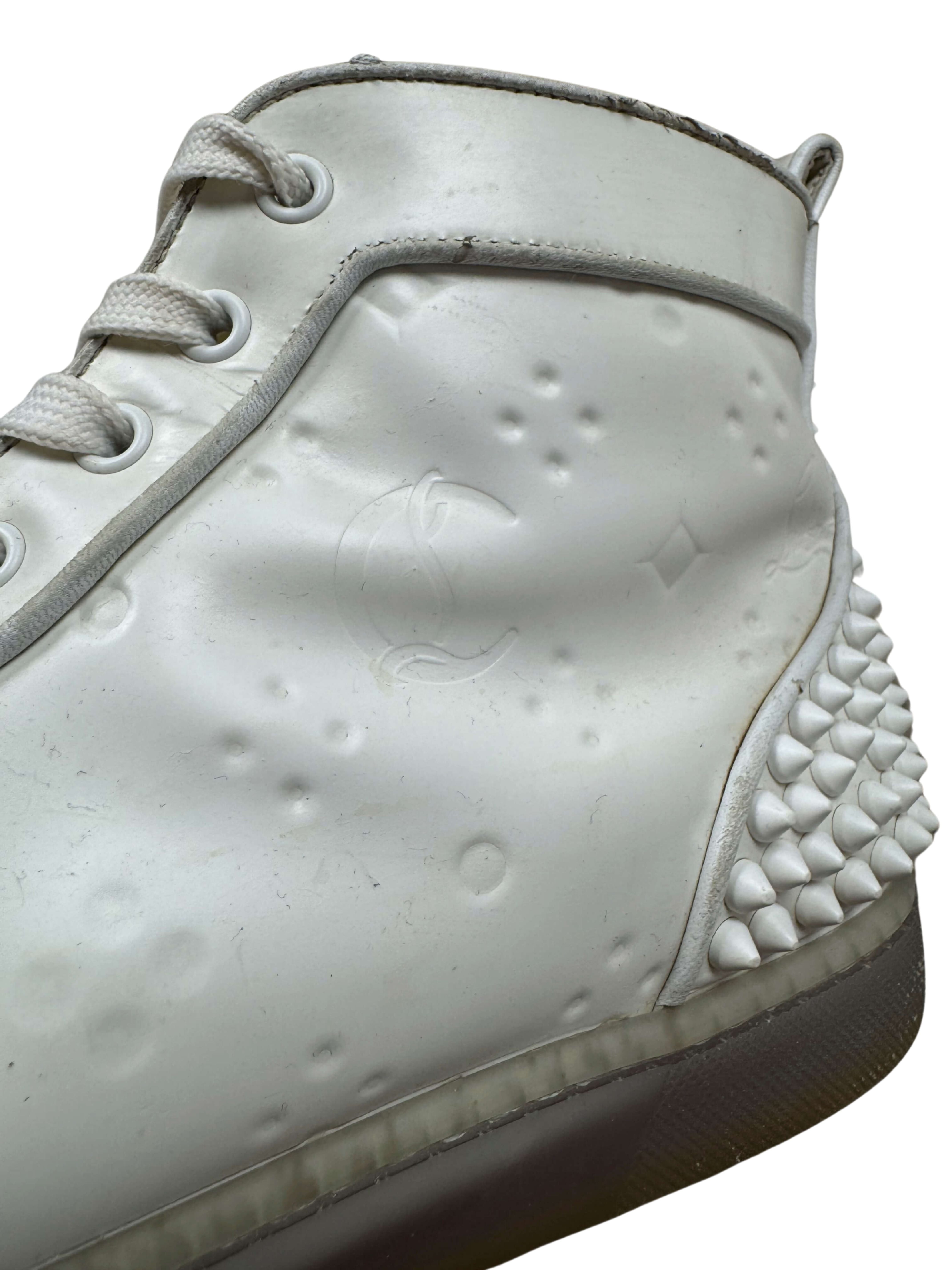 Christian Louboutin Flat Calf Leather Spikes - White Christian Louboutin