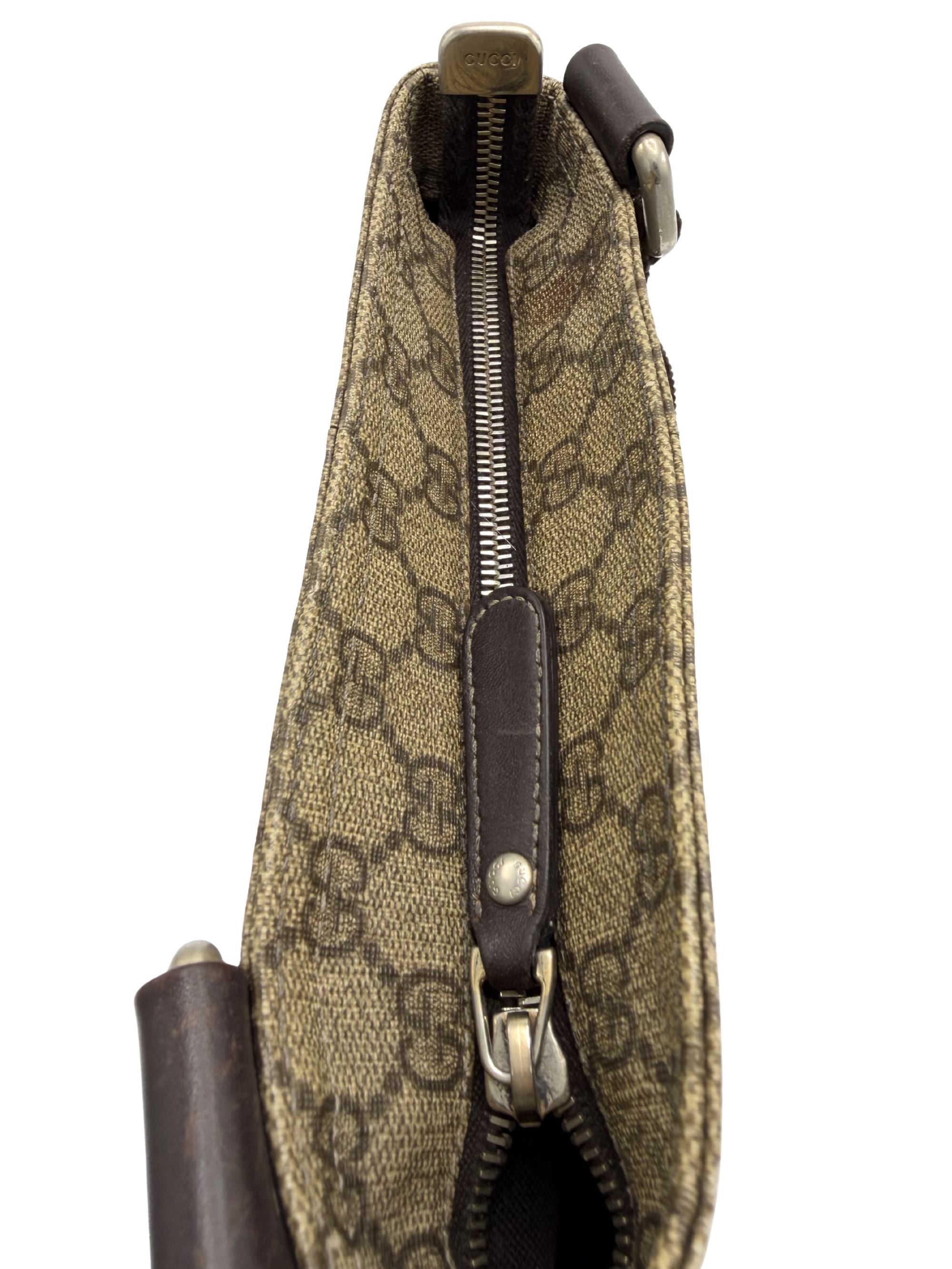 Gucci GG Supreme Messenger Bag - Brown Gucci