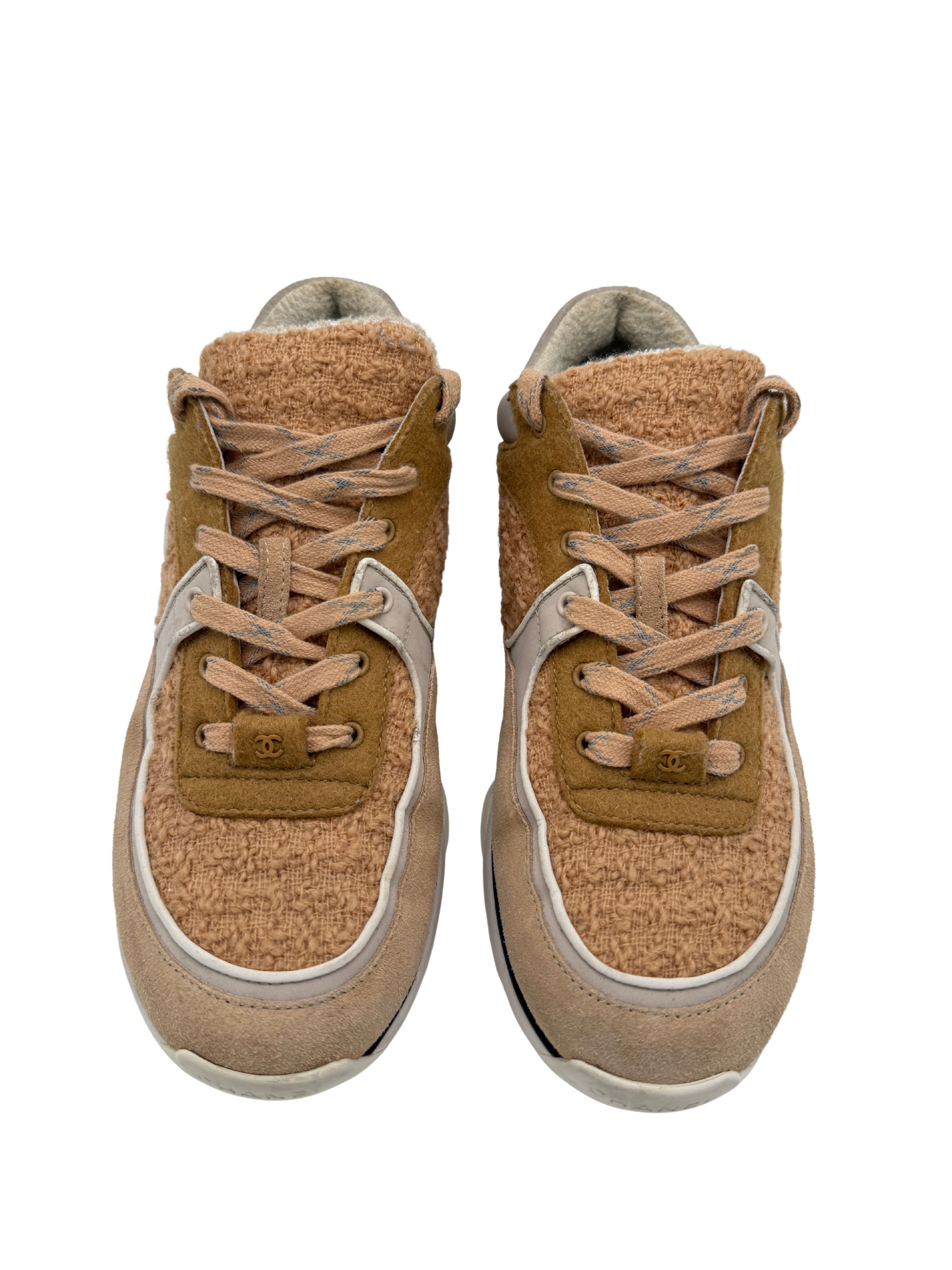Chanel CC Tweed Runner Trainer - Beige