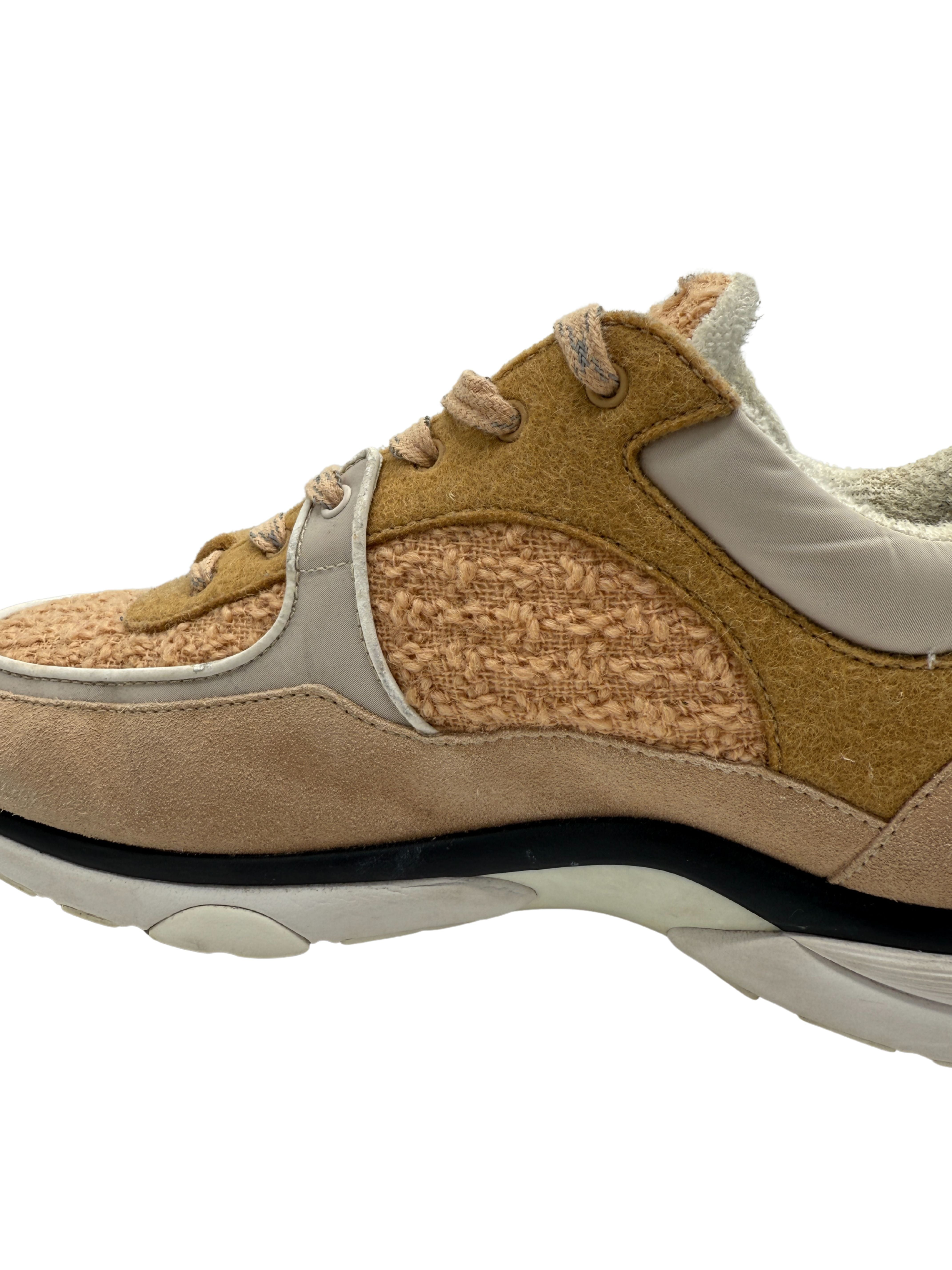 Chanel CC Tweed Runner Trainer - Beige