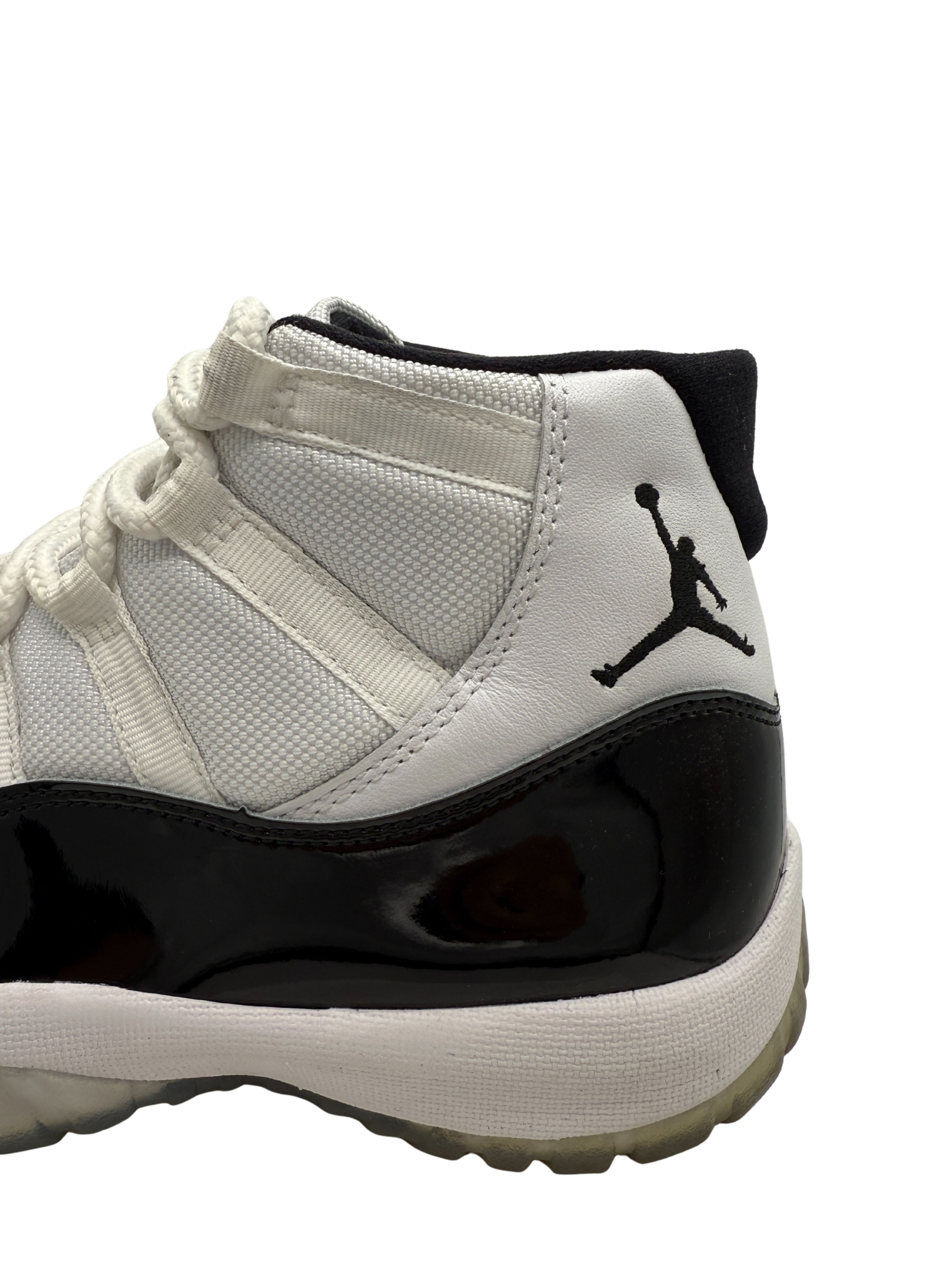 Nike Air Jordan 11 Retro Trainer - Black Concord