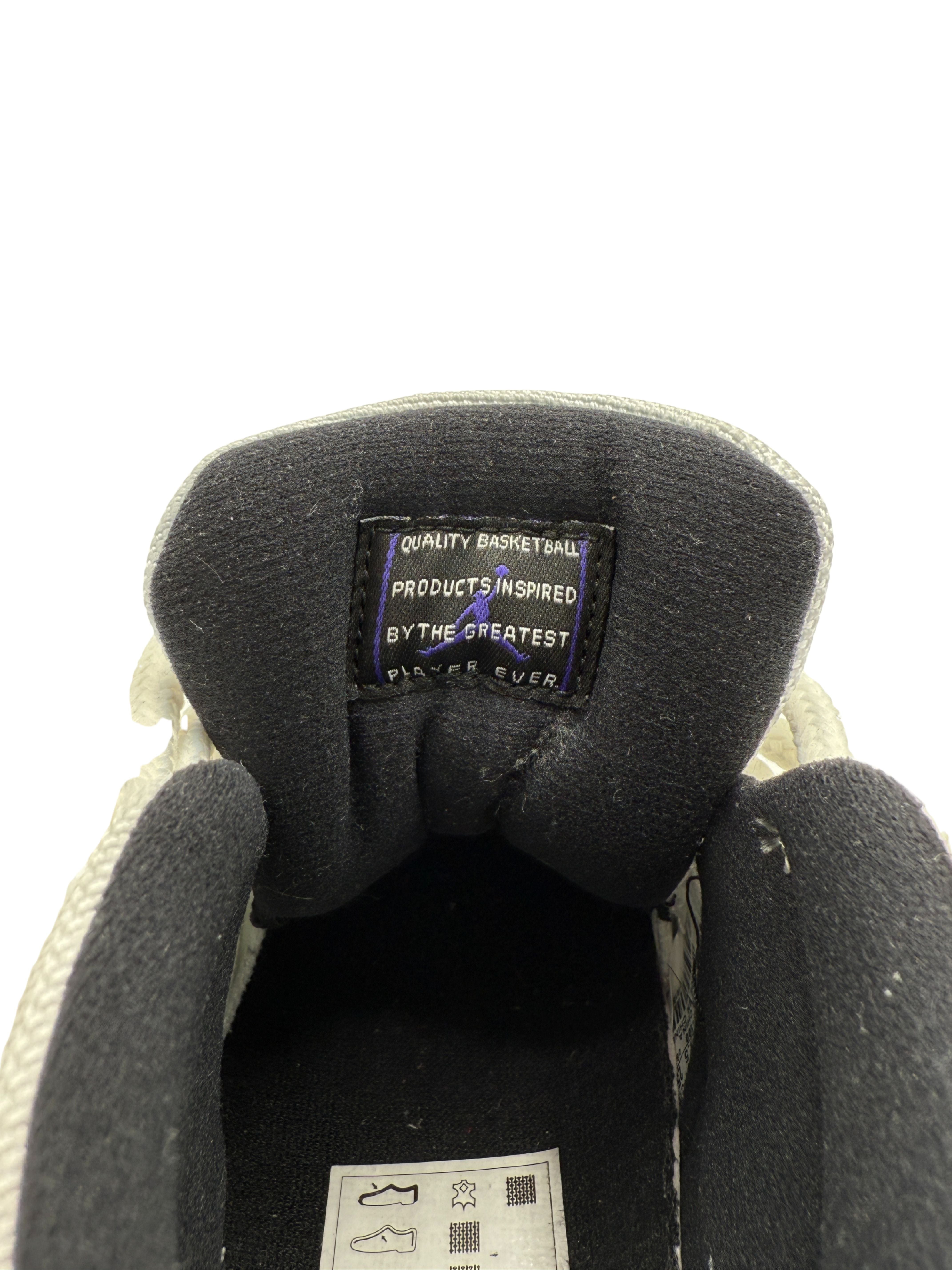 Nike Air Jordan 11 Retro Trainer - Black Concord