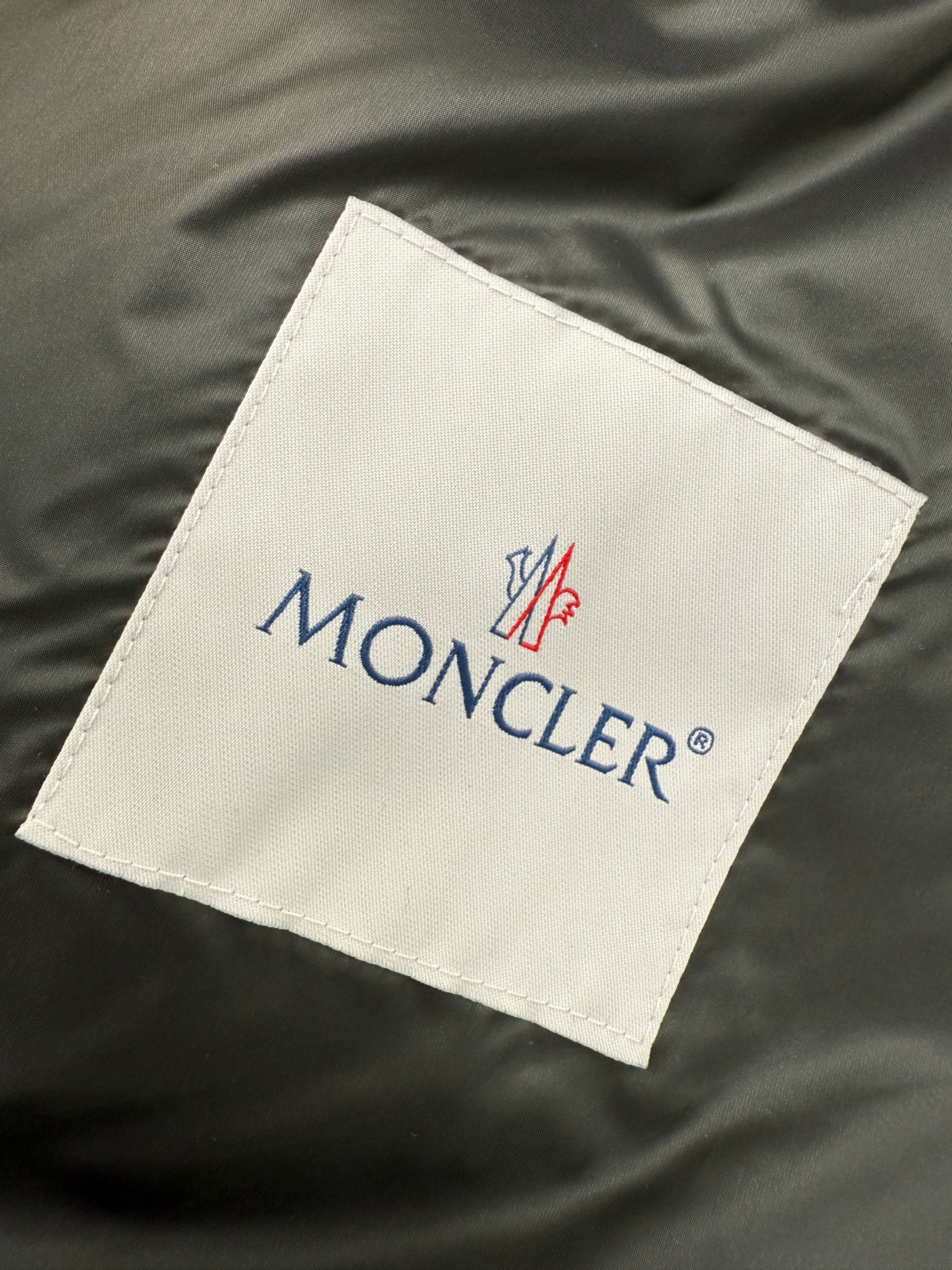 Moncler Ariege Padded Down Jacket - Khaki