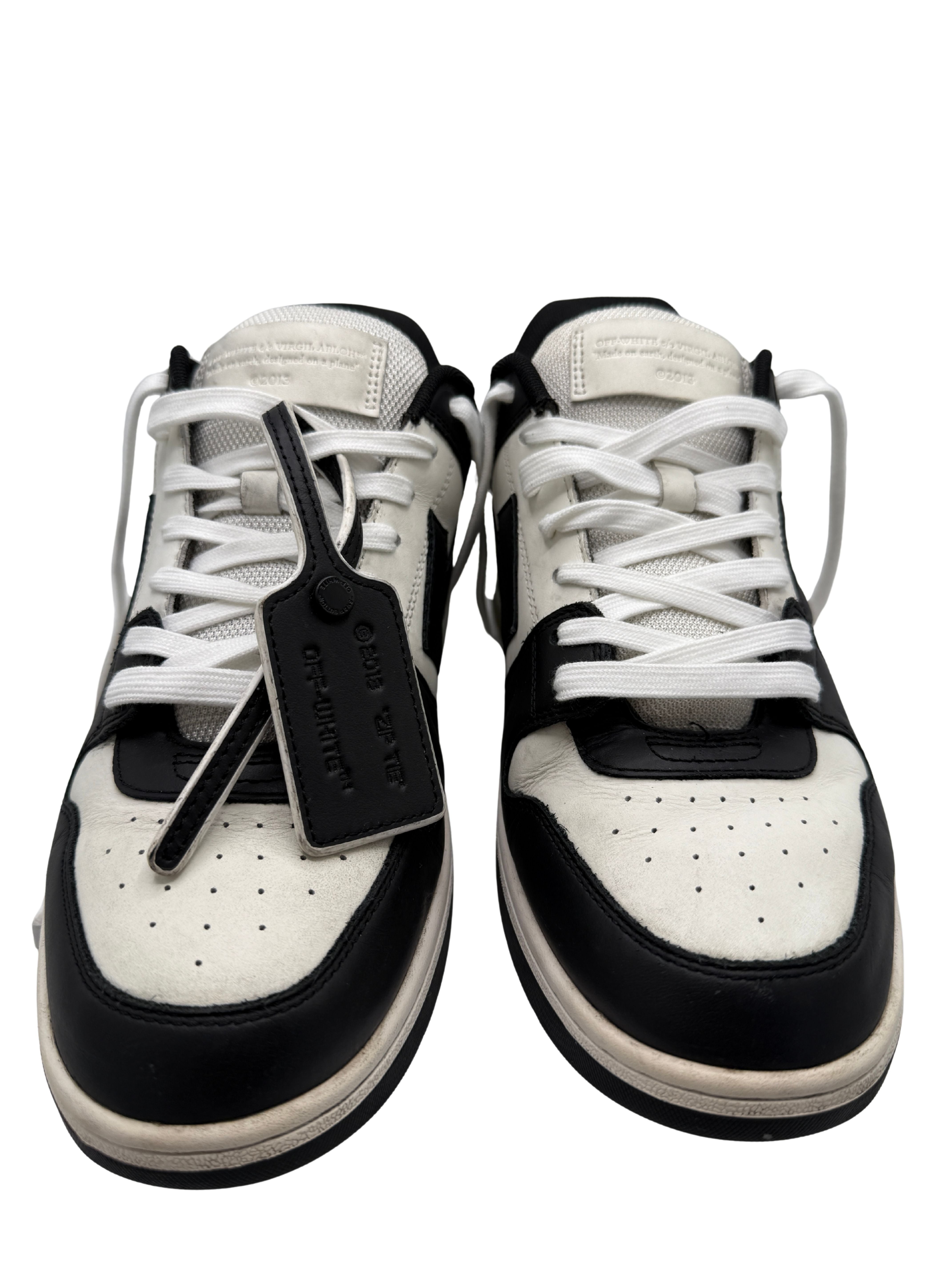Off-White Out of Office Trainers - Black Off-White