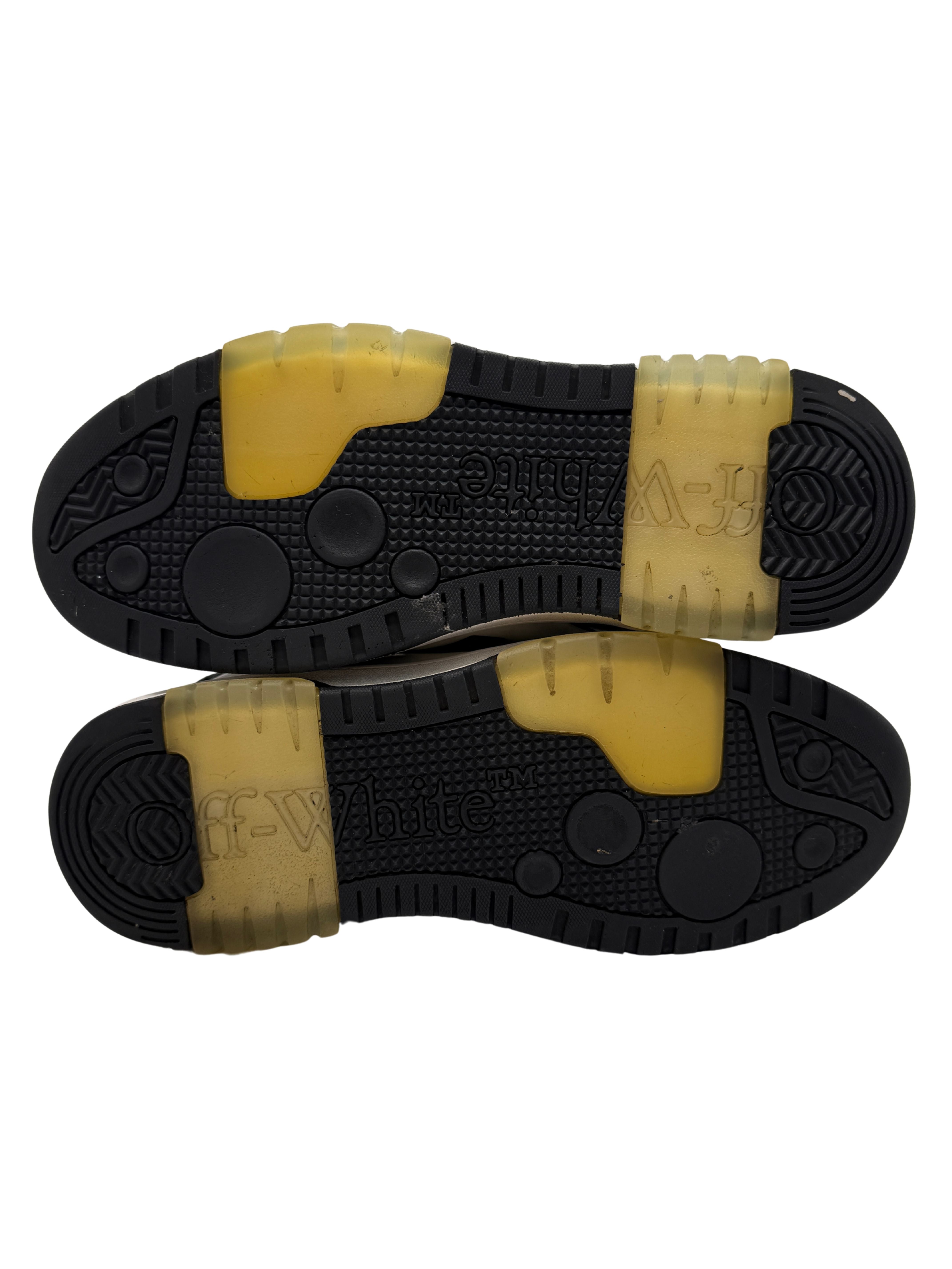 Off-White Out of Office Trainers - Black Off-White