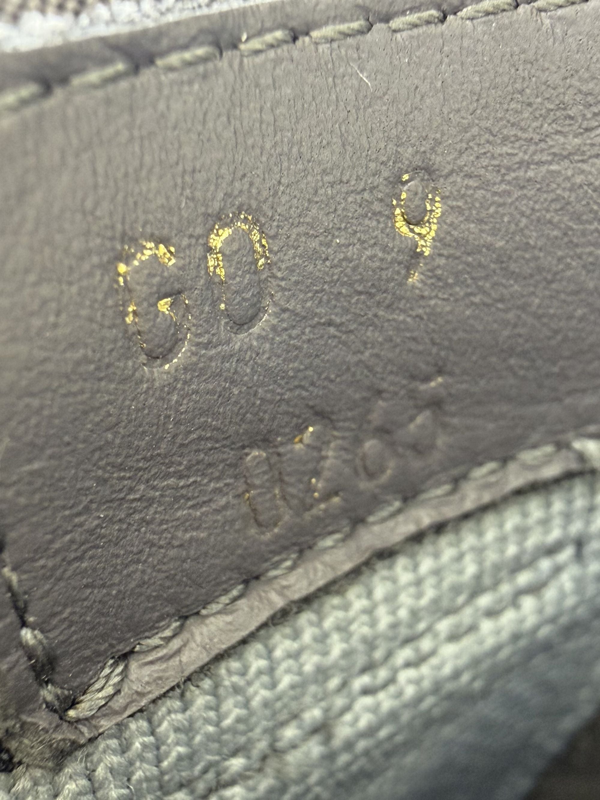 Louis Vuitton LV Runner Tatic Trainers - Grey Louis Vuitton