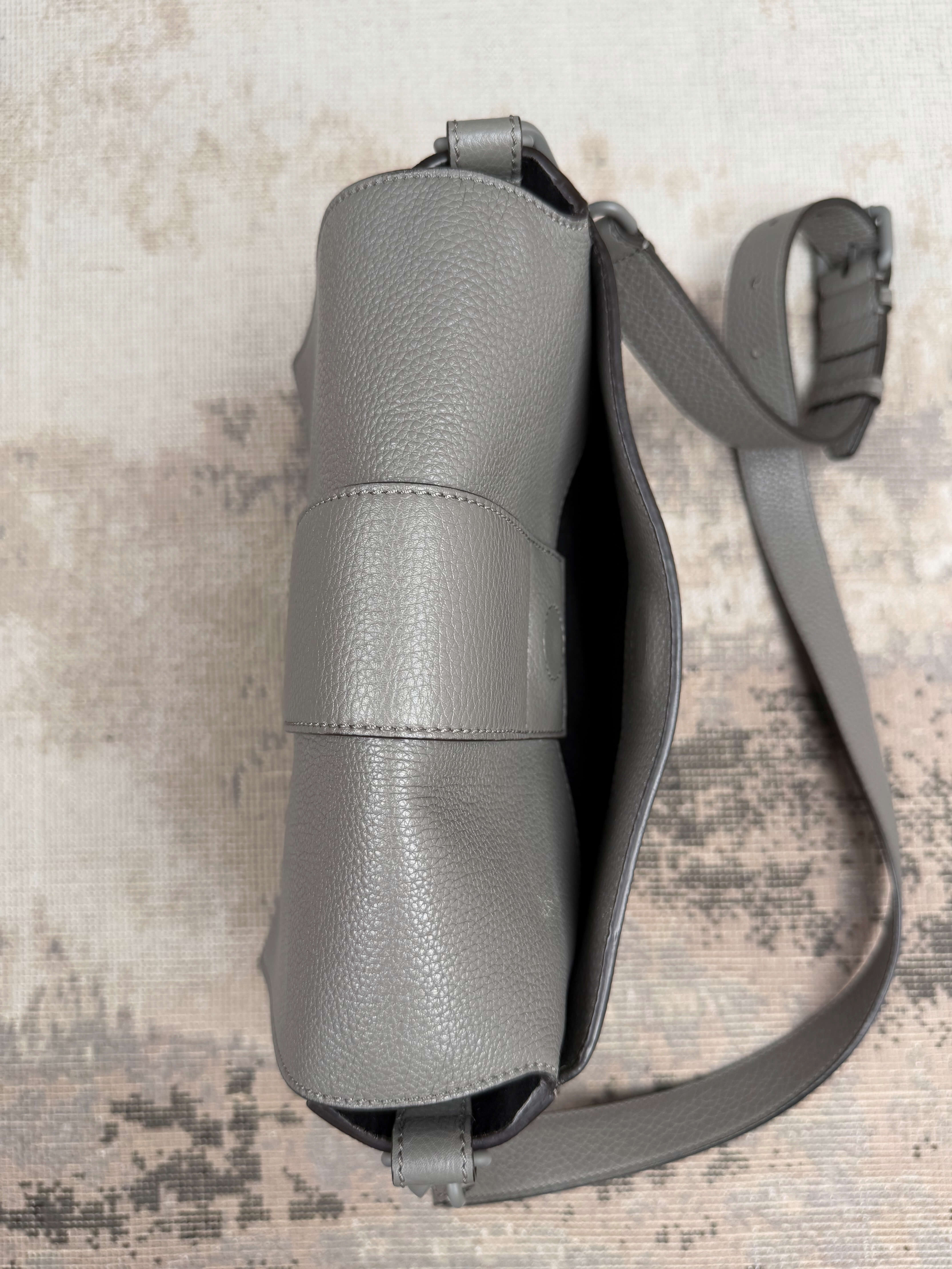 Fendi Baguette Convertible Leather Bag - Grey Fendi
