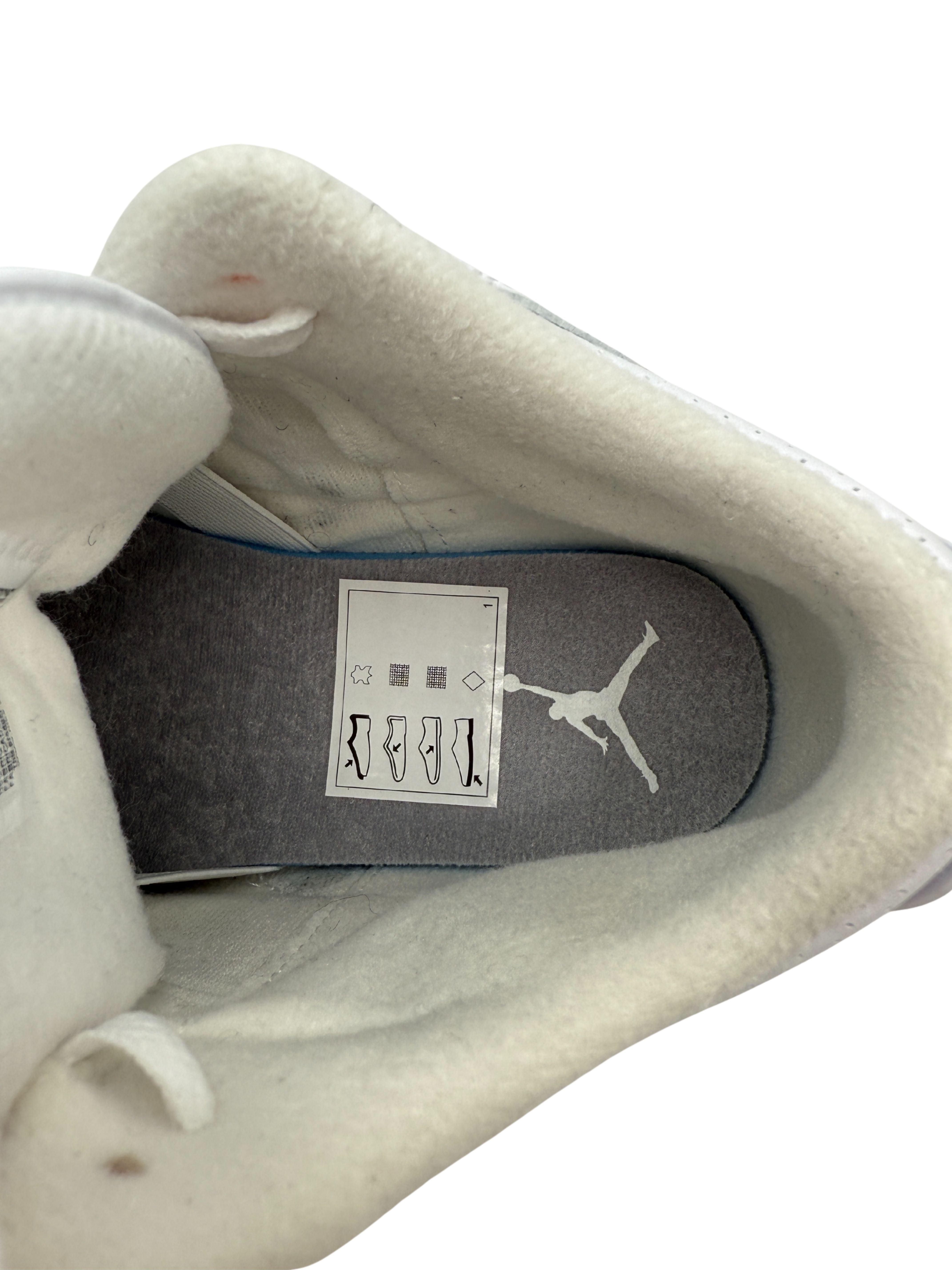 Nike Air Jordan Retro 3 - Georgia Peach