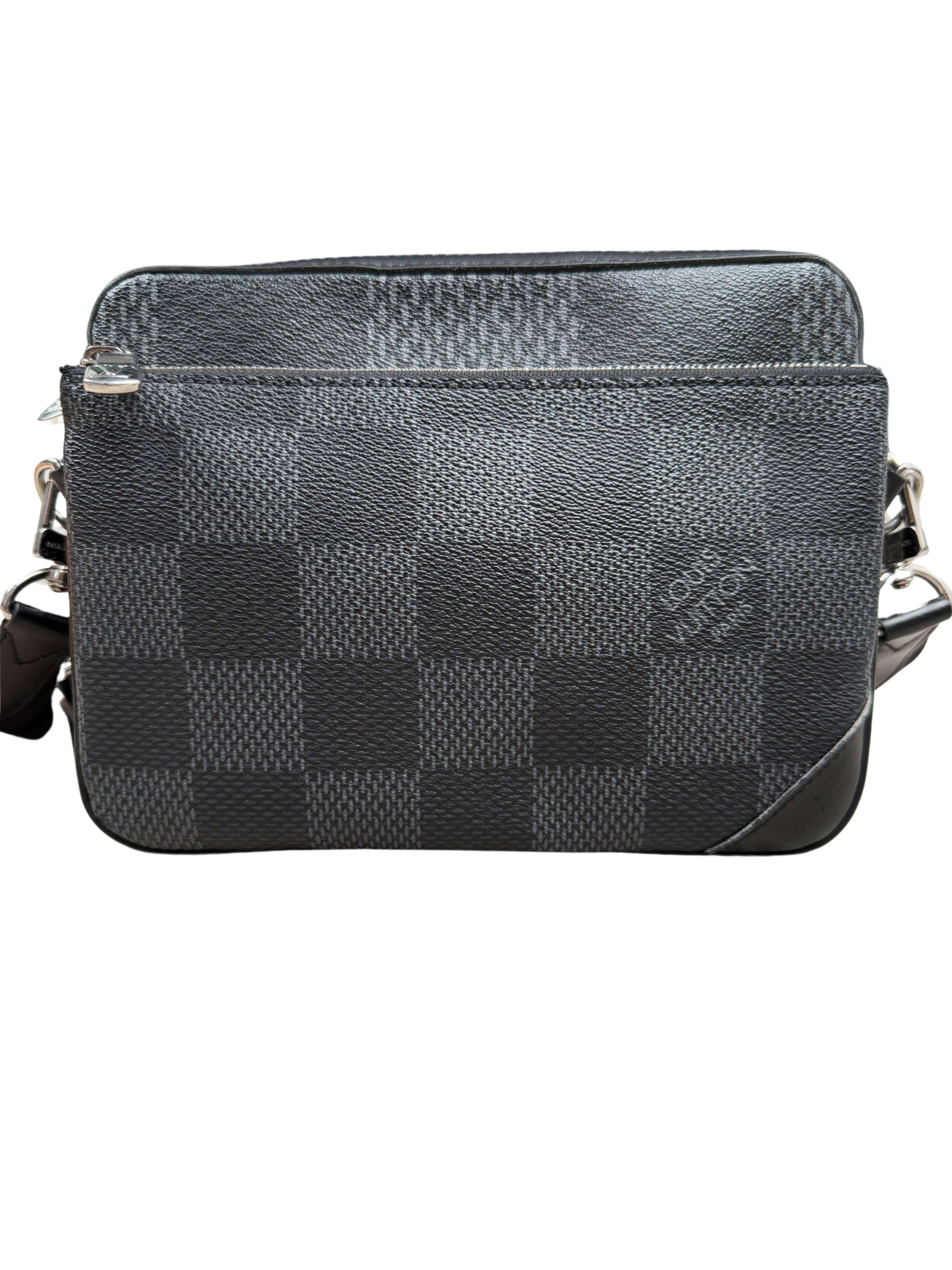 Louis Vuitton Trio Messenger Bag - Black Louis Vuitton