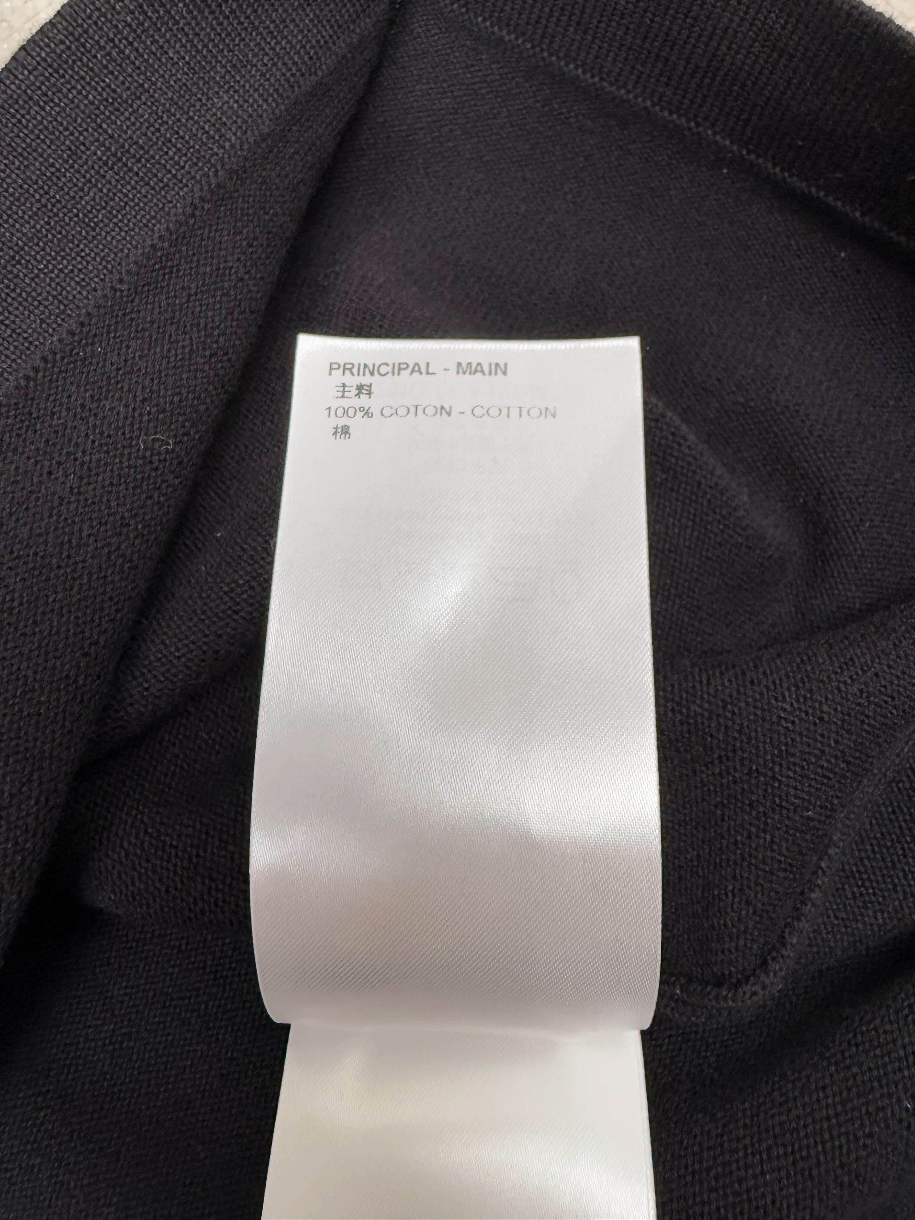 Louis Vuitton Signature T-Shirt - Black Louis Vuitton