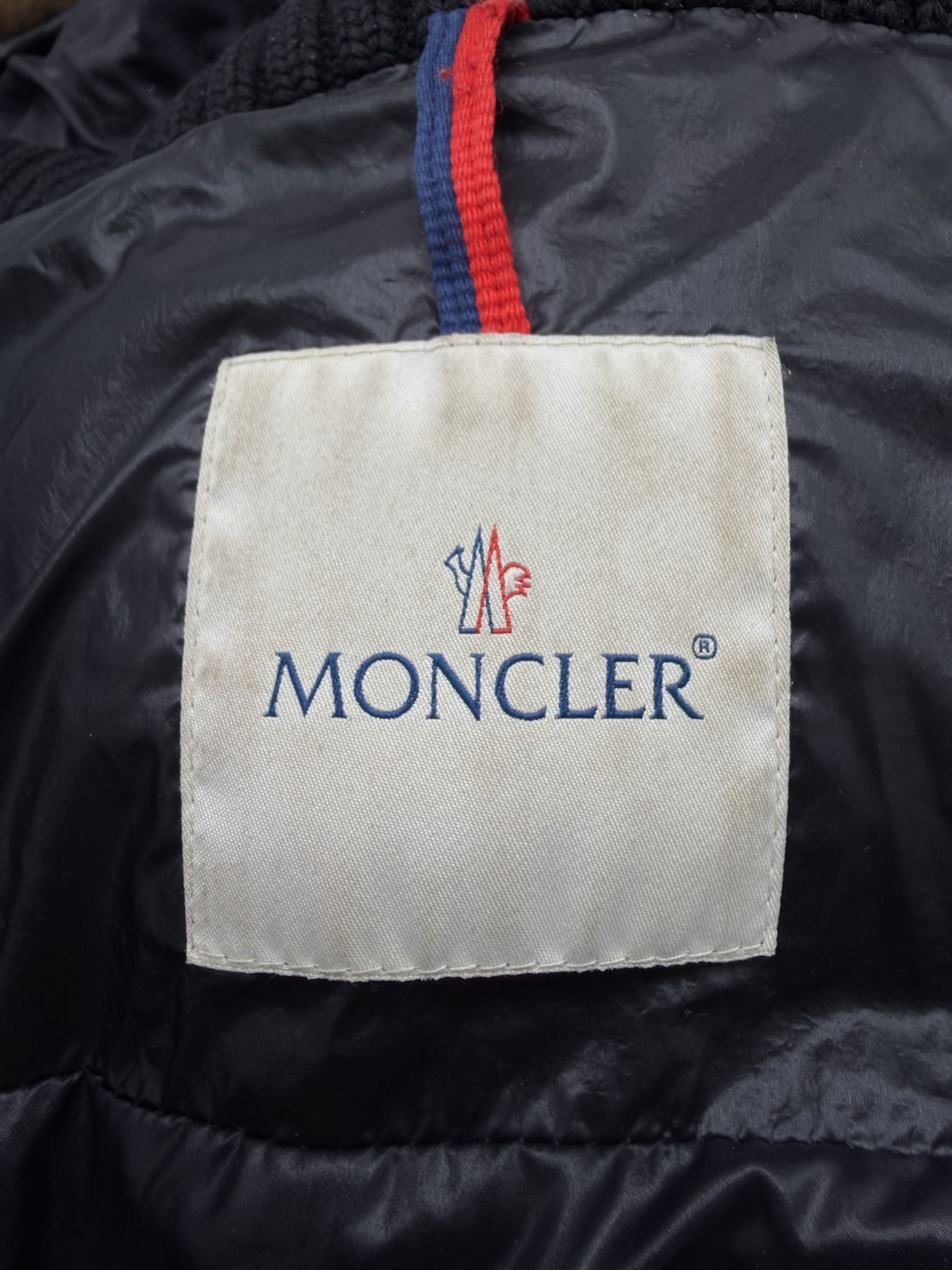 Moncler Hubert Down Jacket - Black Moncler