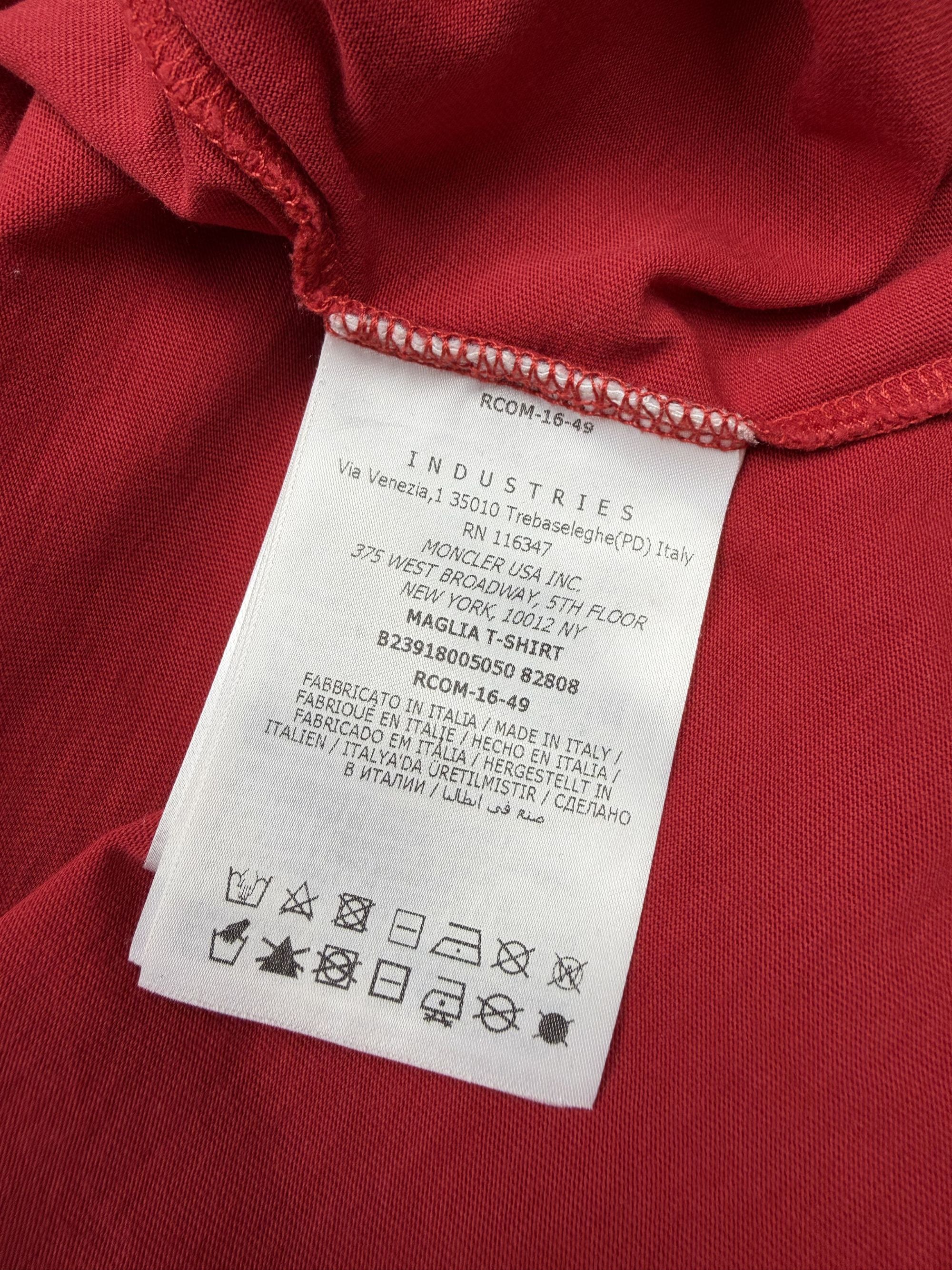 Moncler Gamme Bleu Badge T-Shirt - Red Moncler