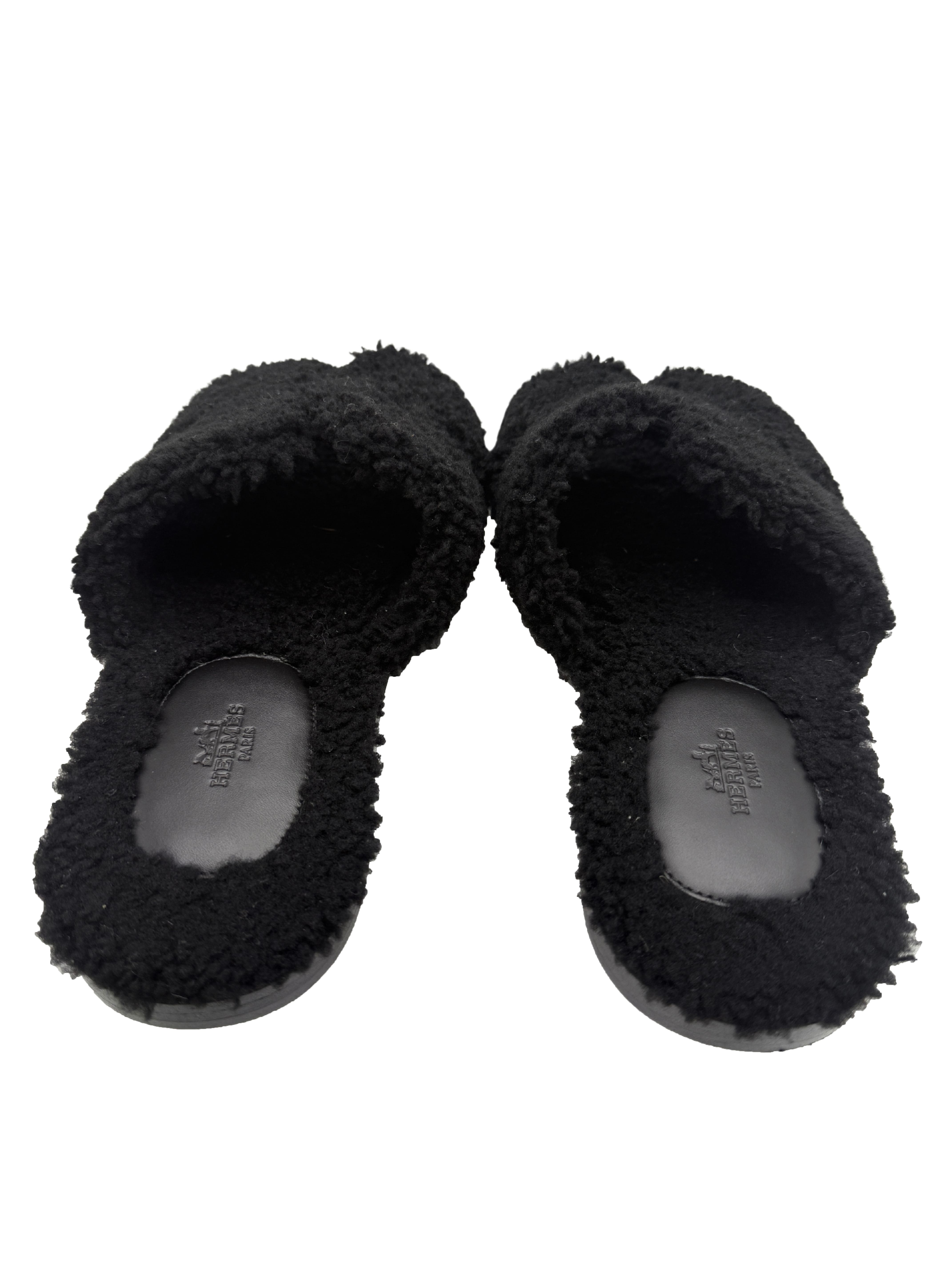 Hermès Izmir Shearling Sandal - Black